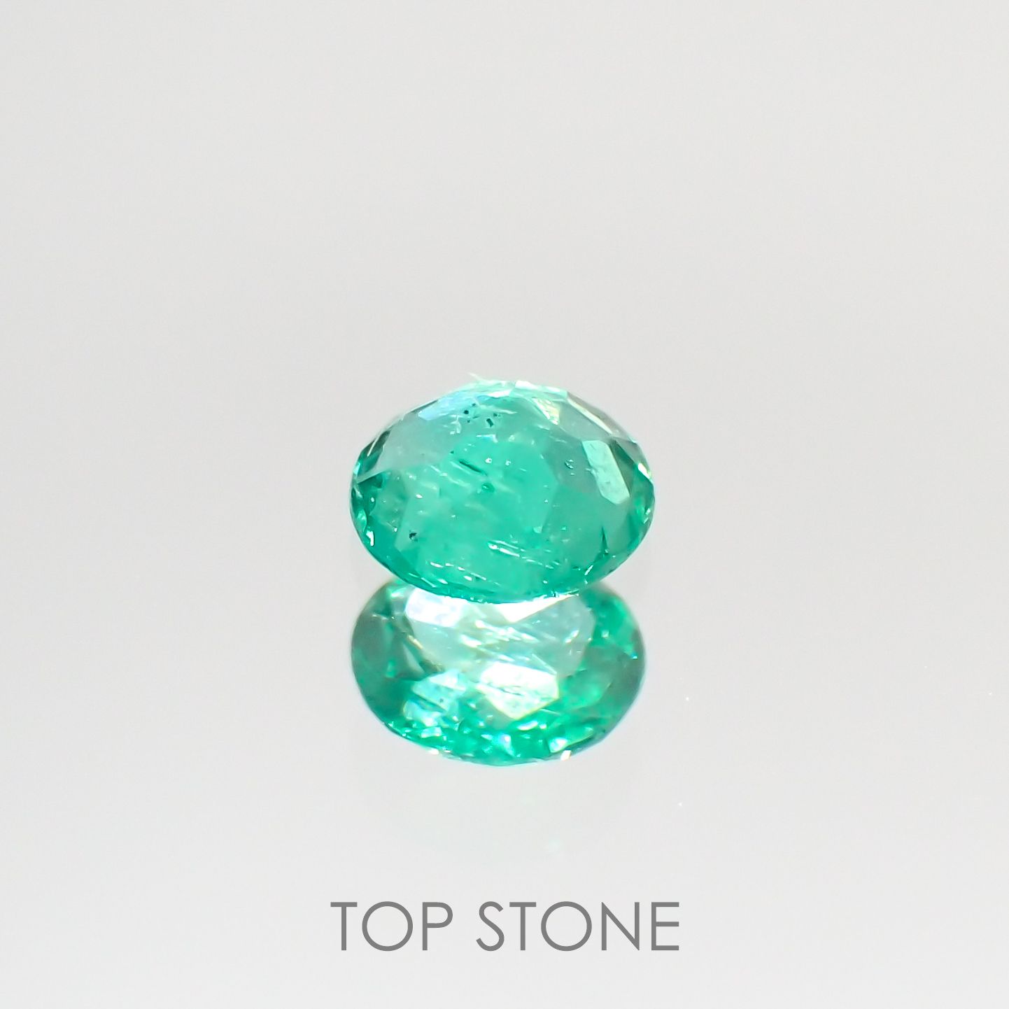 エメラルド コロンビア産 ルース 0.16ct[210913164]3.7×3.7mm前後