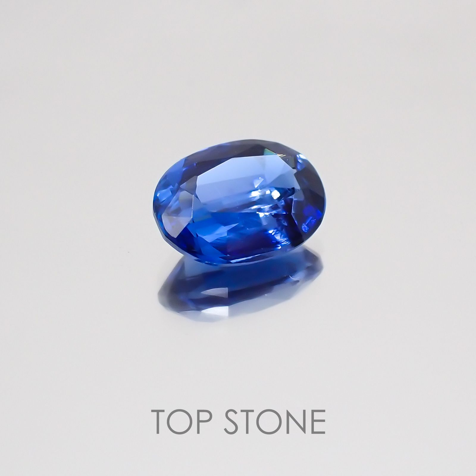 カイヤナイト(宝石名カイヤナイト) ネパール産 1.38ct 識別済[20063056]7.8×5.9mm前後