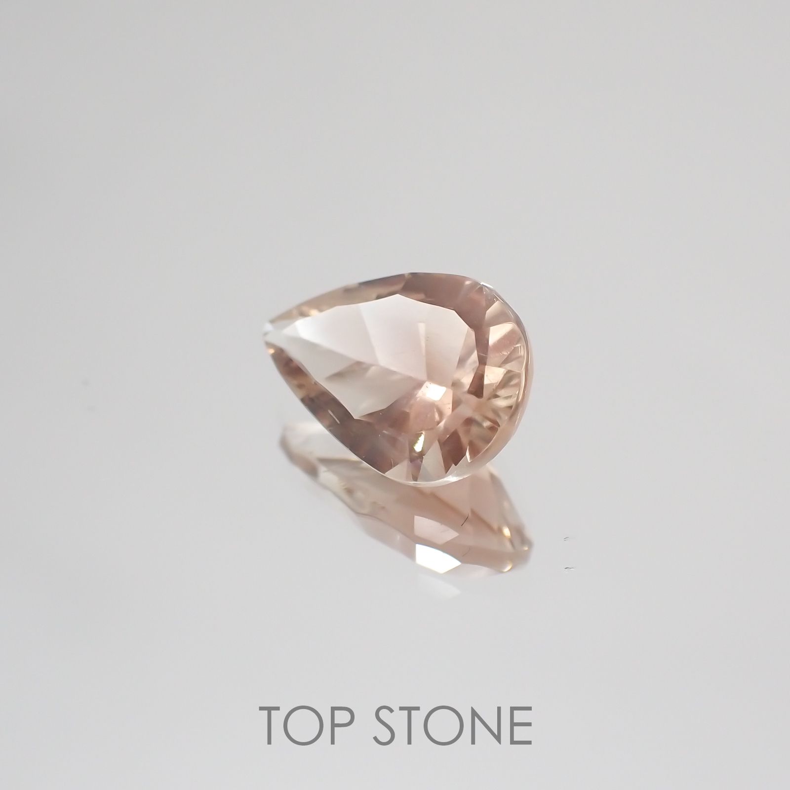 オレゴンサンストーン アメリカ産 ルース 1ct[210410422]8.8×6.1mm前後