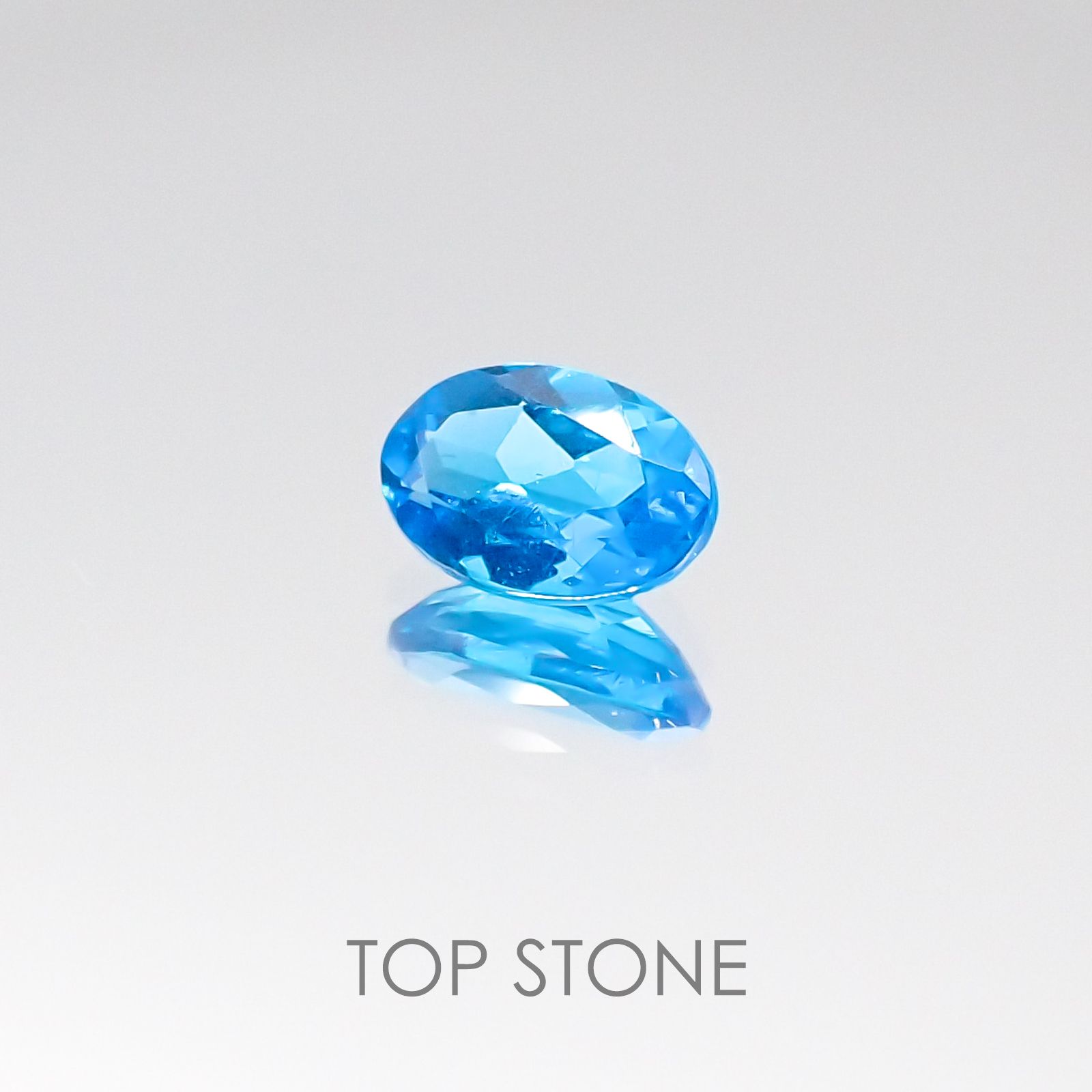ネオンブルーアパタイト(宝石名アパタイト) ブラジル産 0.46ct 識別済[20095967]6.1×4mm前後