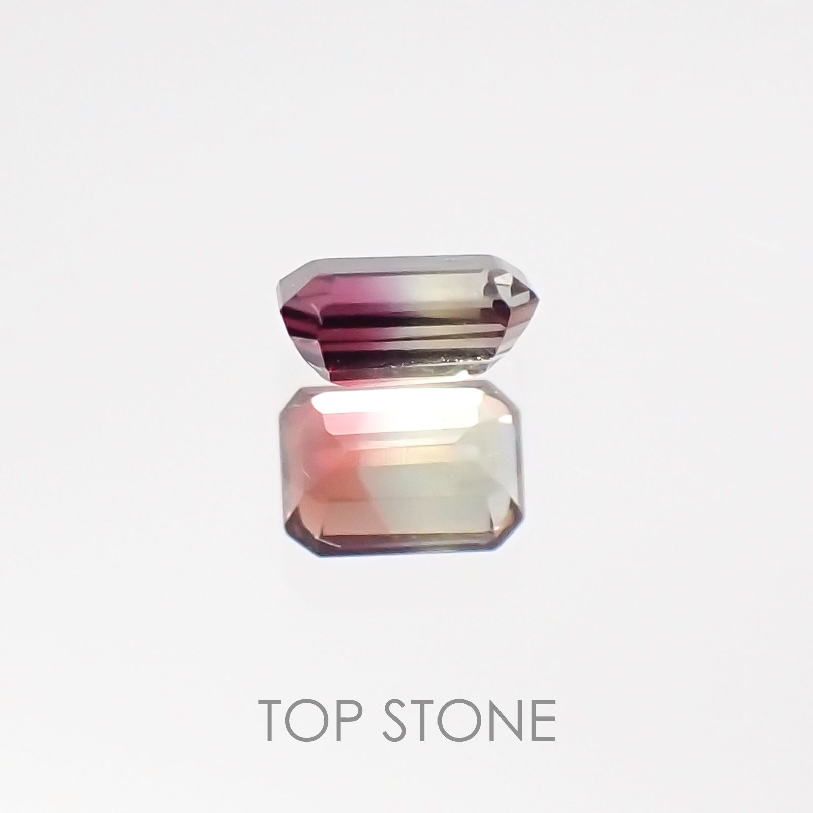 バイカラーサファイア(宝石名バイカラー・サファイア) タンザニア産 0.19ct 識別済[20106701]3.6×2.6mm前後