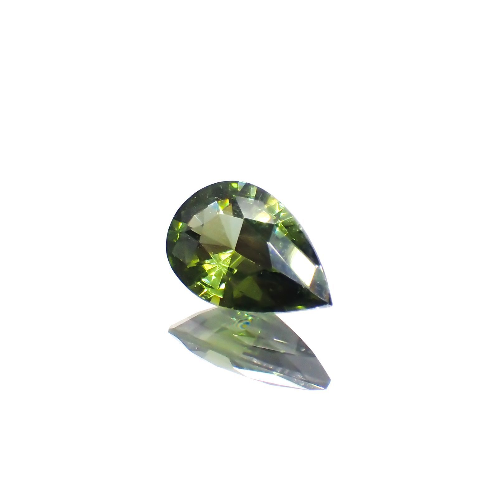 グリーンジルコン(宝石名ジルコン)スリランカ/カンボジア産 0.83ct 識別済[220114894]7.8x5mm前後