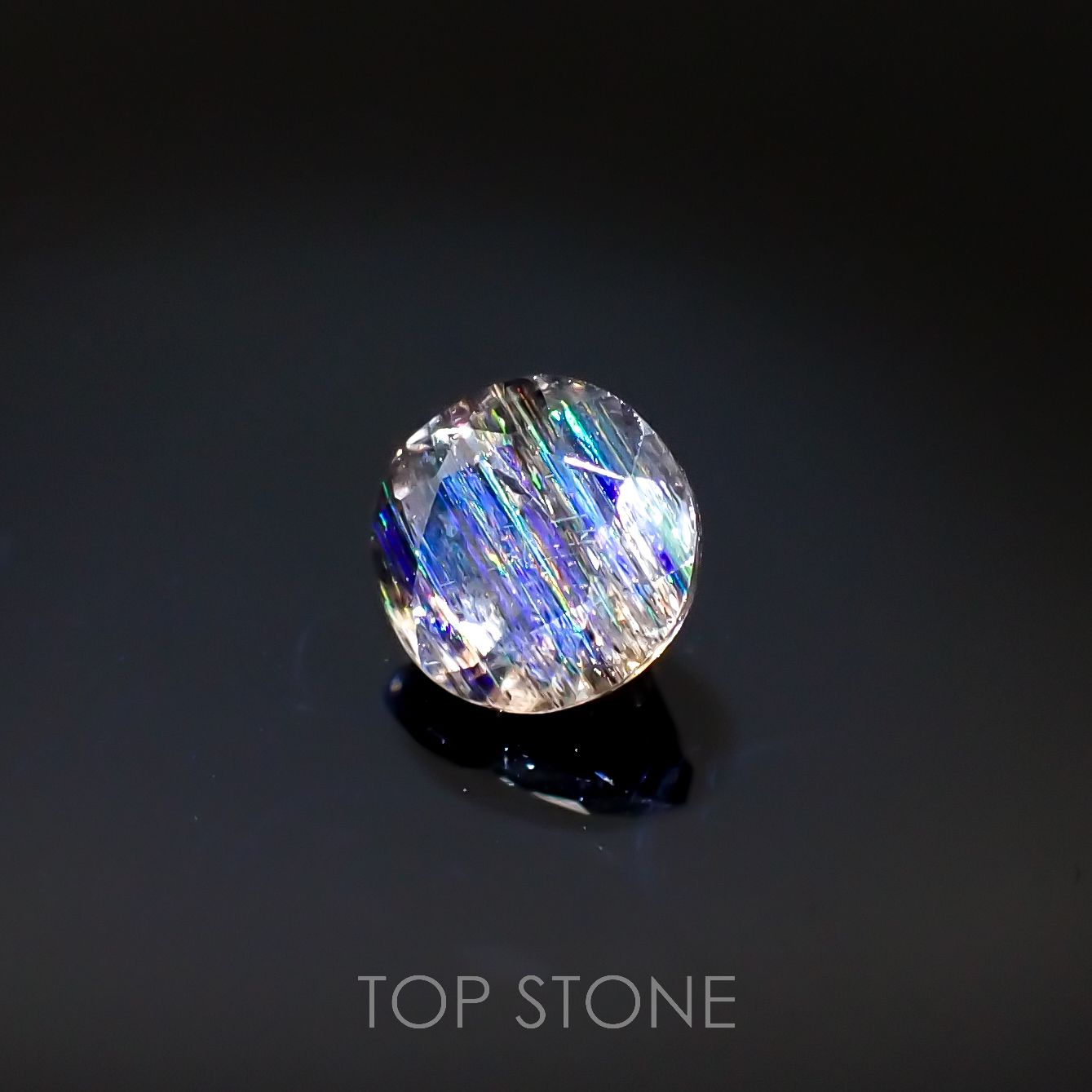 レインボースキャポライト ブラジル産 0.40ct[221018331]4.8x4.7mm前後
