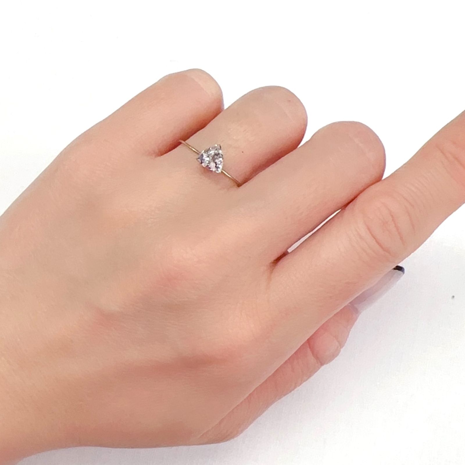 ティンカーベルクォーツ ブラジル産 0.69ct[240125448]6.1x6mm
