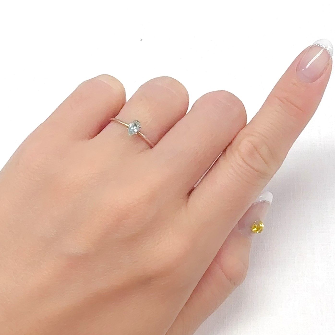 ミントベリル ブラジル産 0.23ct[240728587]5.6x3.5mm前後