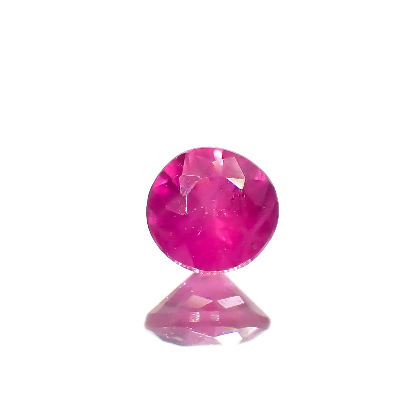 ルビー(宝石名ルビー)タイ/ミャンマー産 0.12ct 識別済[230321299]2.8x2.7mm前後