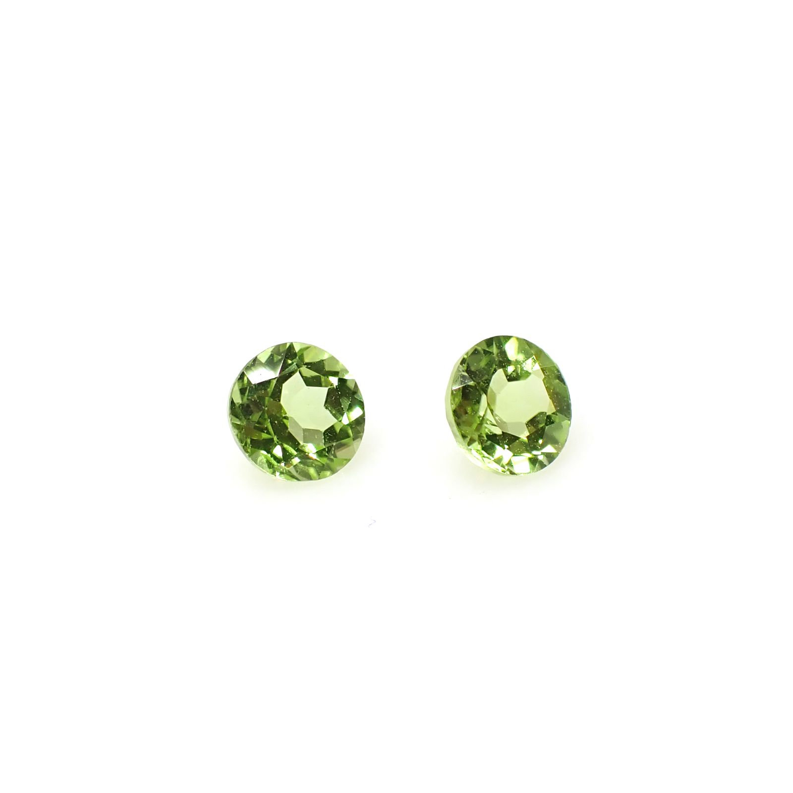 ◇ペアセット◇ペリドット 中国産 1.14ct(2pcs合計) [250730794]5x5mm前後