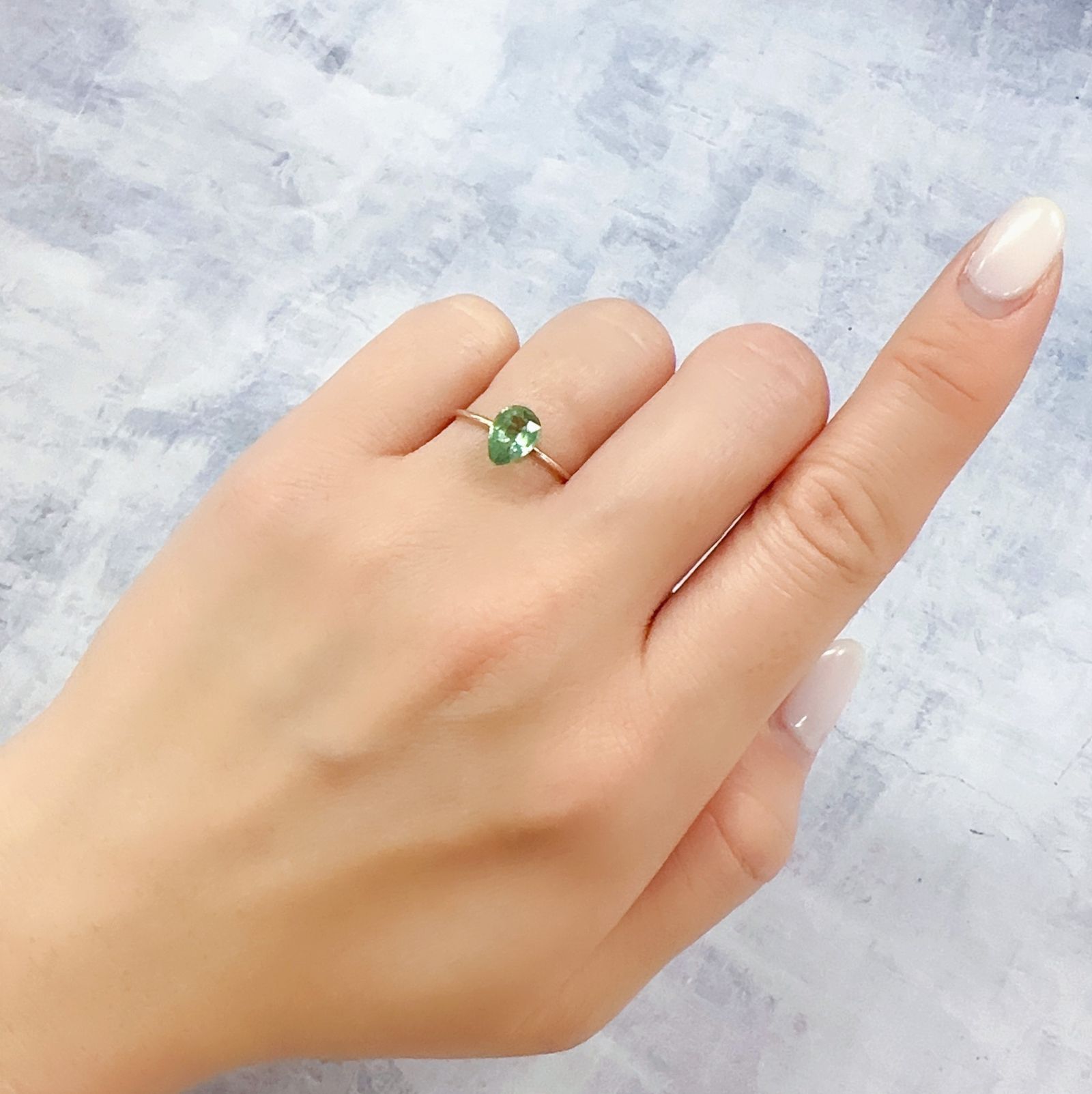 グリーンカイヤナイト タンザニア産 1.12ct[230220564]7.9x5.7mm前後