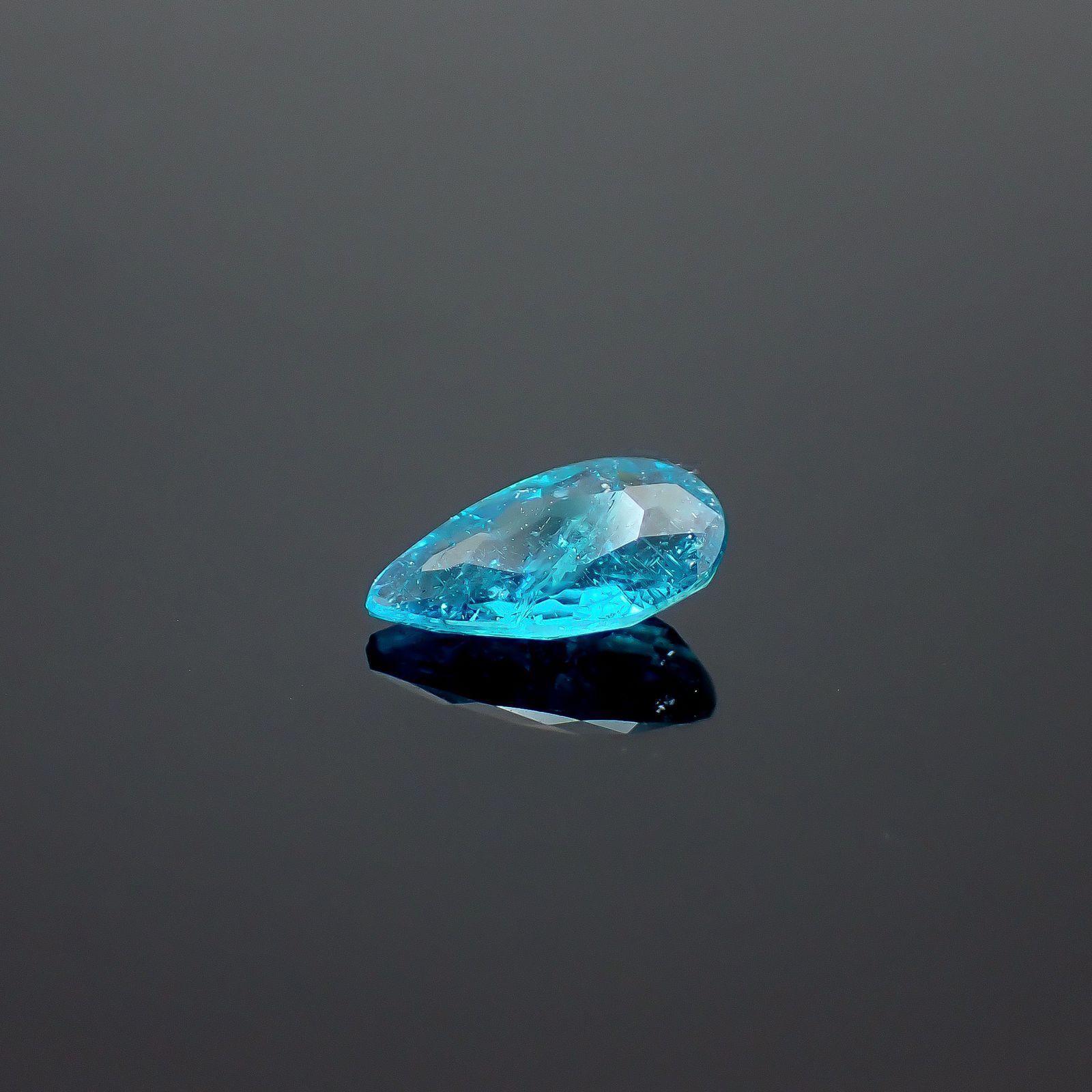 パライバトルマリン(宝石名トルマリン/別名パライバ・トルマリン)エチオピア産 GIA鑑付 0.39ct / 6.71x3.7mm前後 [260933194]