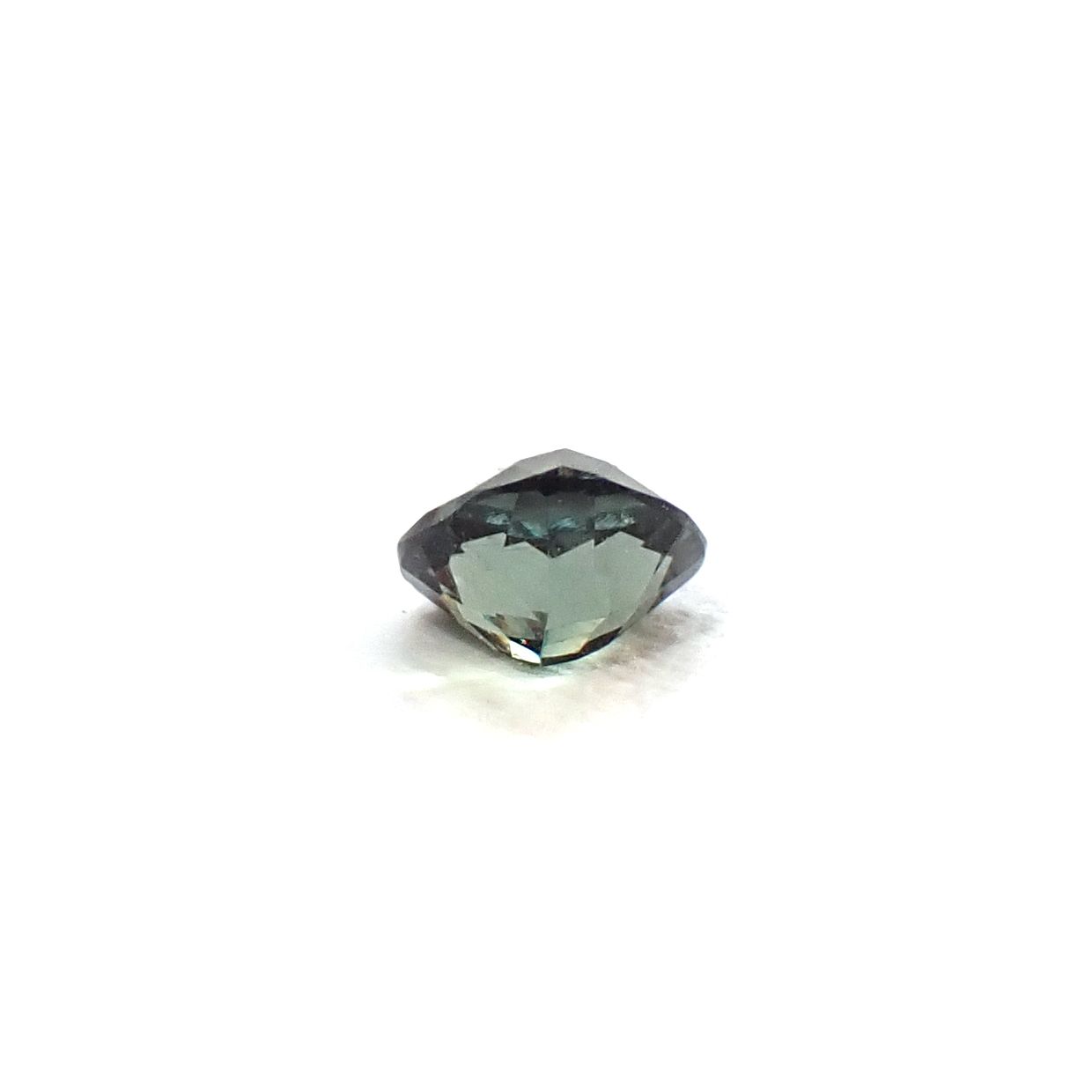 ベキリーブルーガーネット（カラーチェンジガーネット アレキタイプ） マダガスカル・ベキリー産 0.10ct / 2.8x2.9mm前後 [260732458]