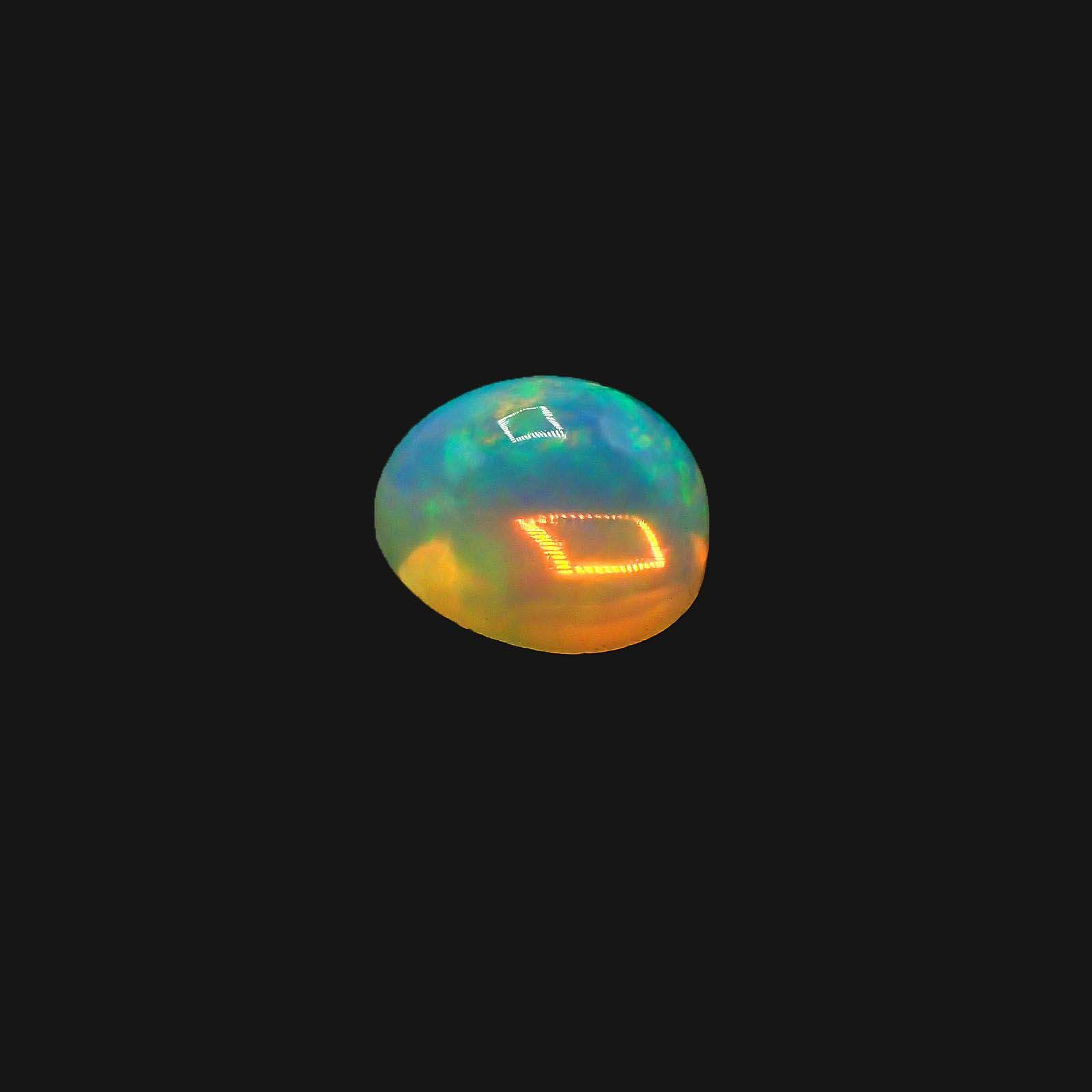 エチオピアオパール(宝石名オパール)エチオピア産 1.582ct ソ付(彩珠)[230722910]8.7x6.9mm前後