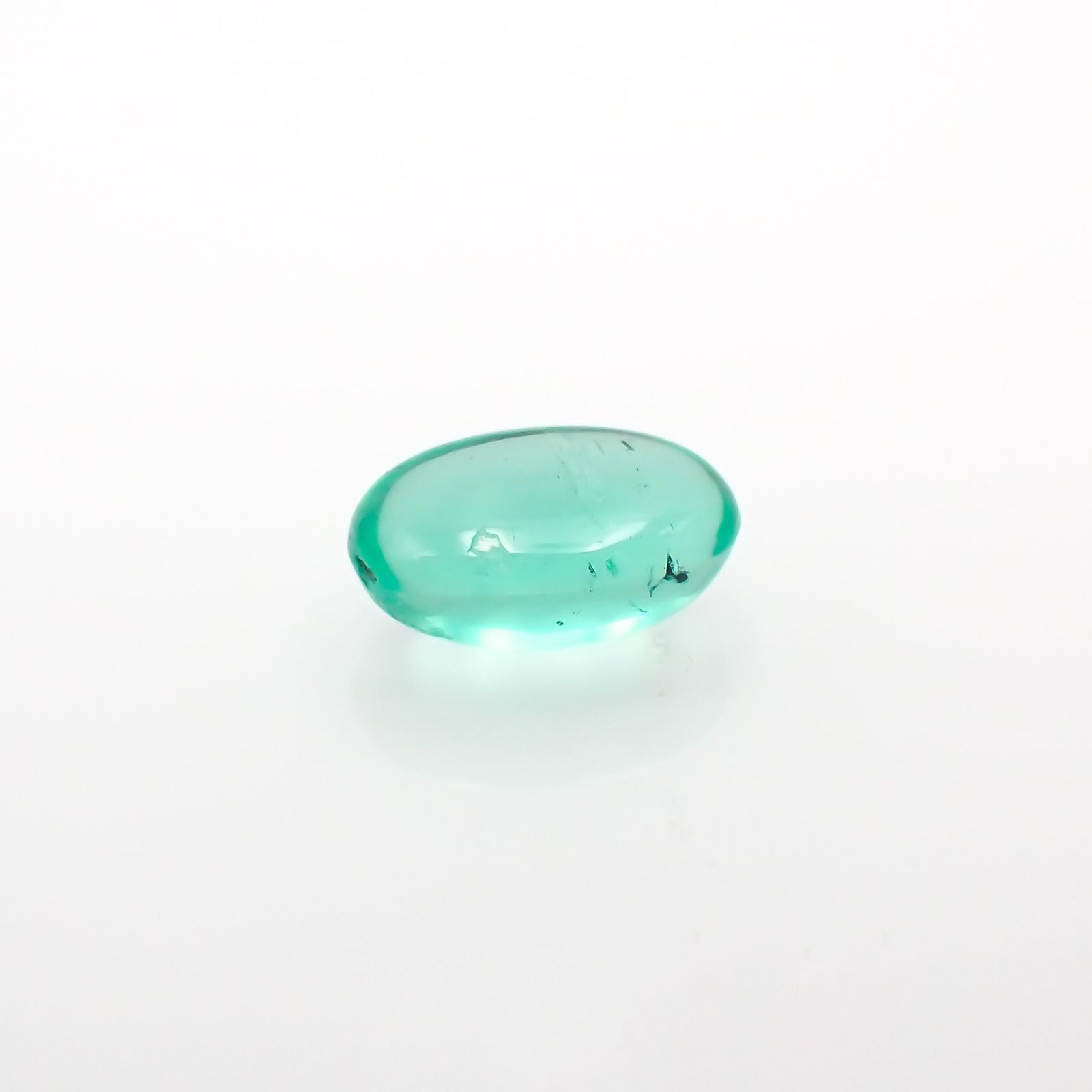 エメラルドキャッツアイ(宝石名エメラルド)コロンビア産 0.74ct 識別済[221018909]7x4.6mm前後