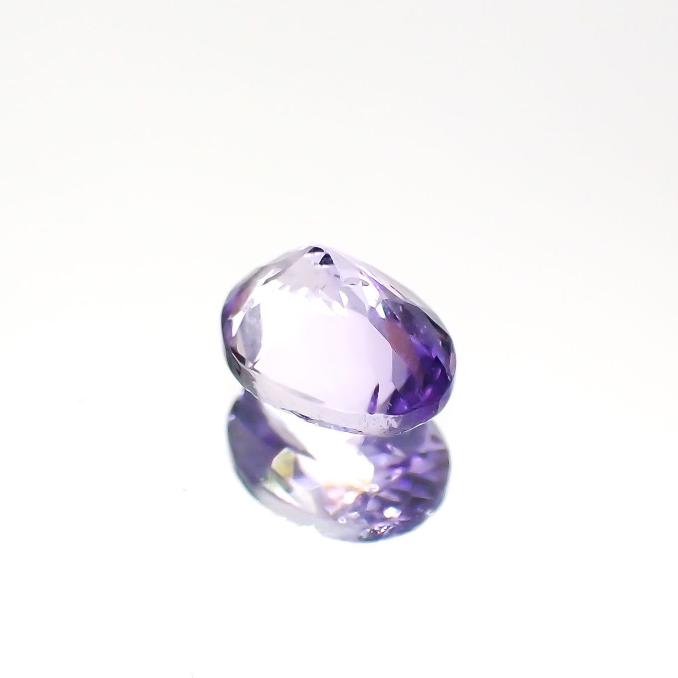 バイオレットゾイサイト(宝石名バイオレット・ゾイサイト)タンザニア産 0.36ct 識別済[220114946]4.9x3.8mm前後