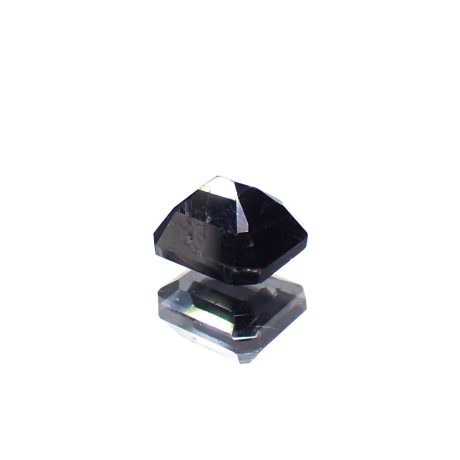 ルチル単結晶 ブラジル産 0.73ct[231023745]4.7x4.1mm前後