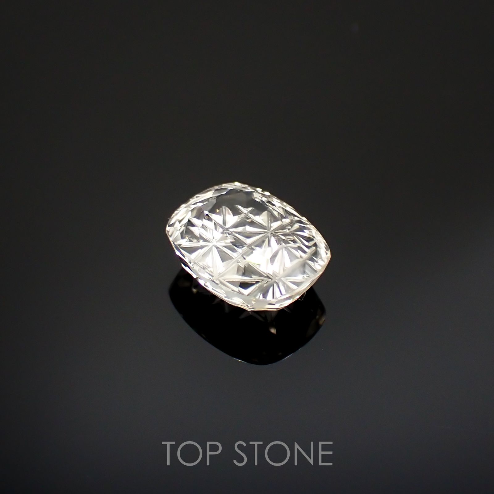 ◇甲州貴石切子Plus Three◇フェナカイト カード付き(宝石名ホワイト・フェナカイト)ブラジル産 3.02ct 識別済[220616061]10x8mm前後