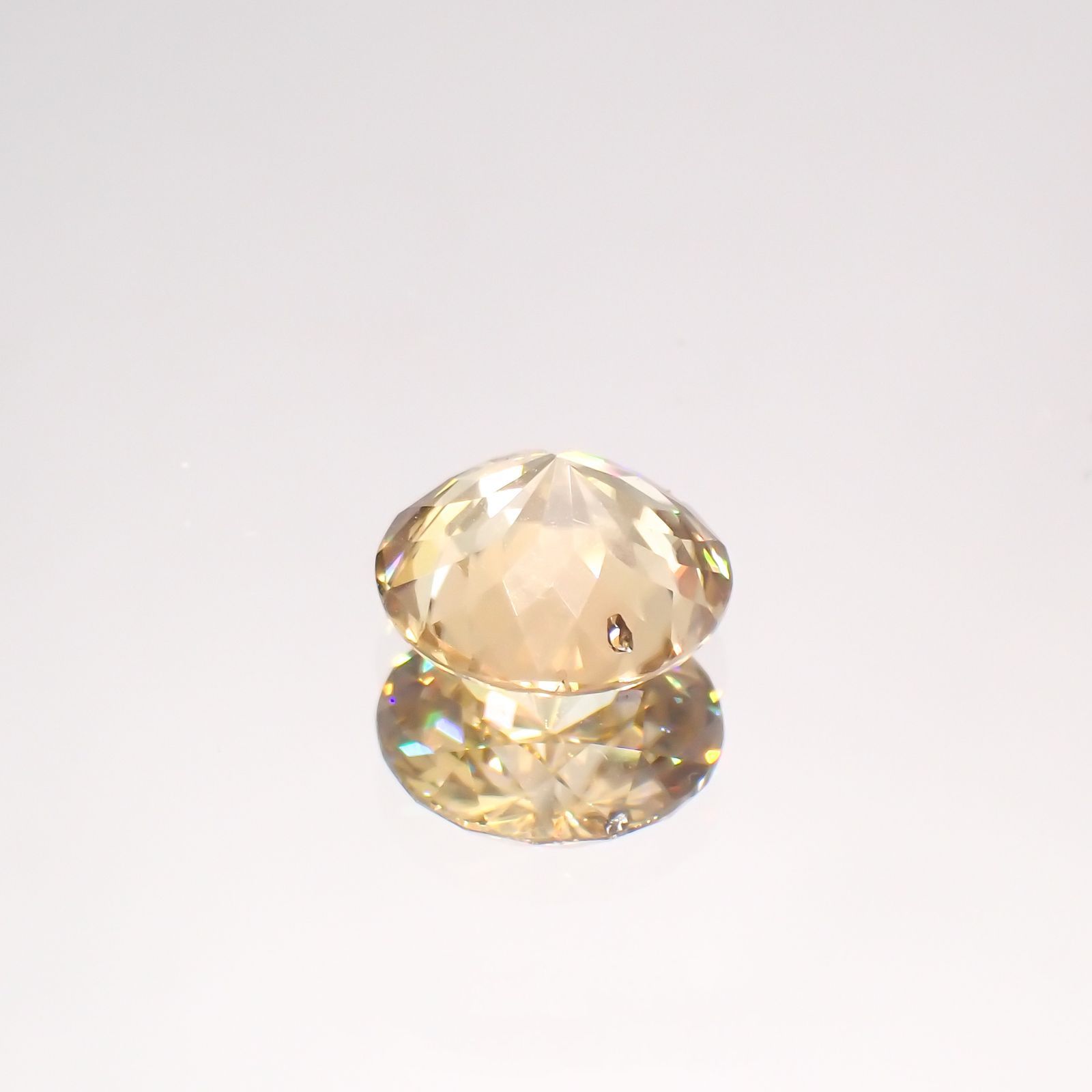 天然イエロージルコン6.72ct-