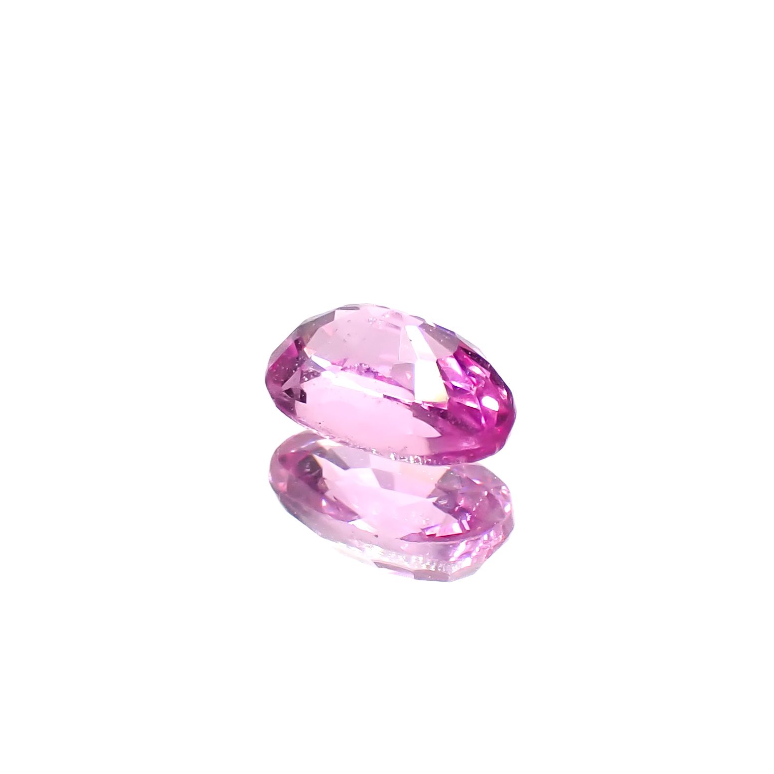 ネオンピンクサファイア スリランカ産 0.36ct[240728548]5.1x3.1mm前後
