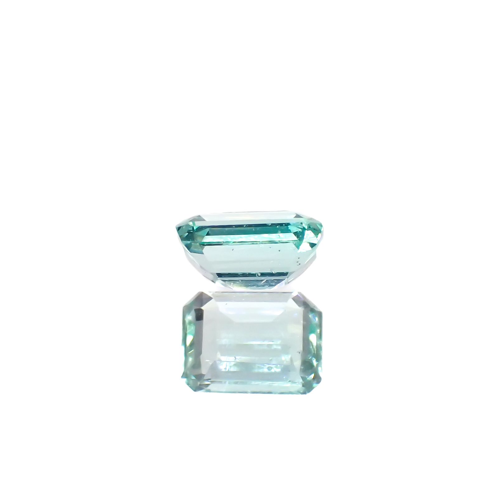 パステルカラーエメラルド コロンビア産 0.36ct[240225958]4.9x3.6mm前後