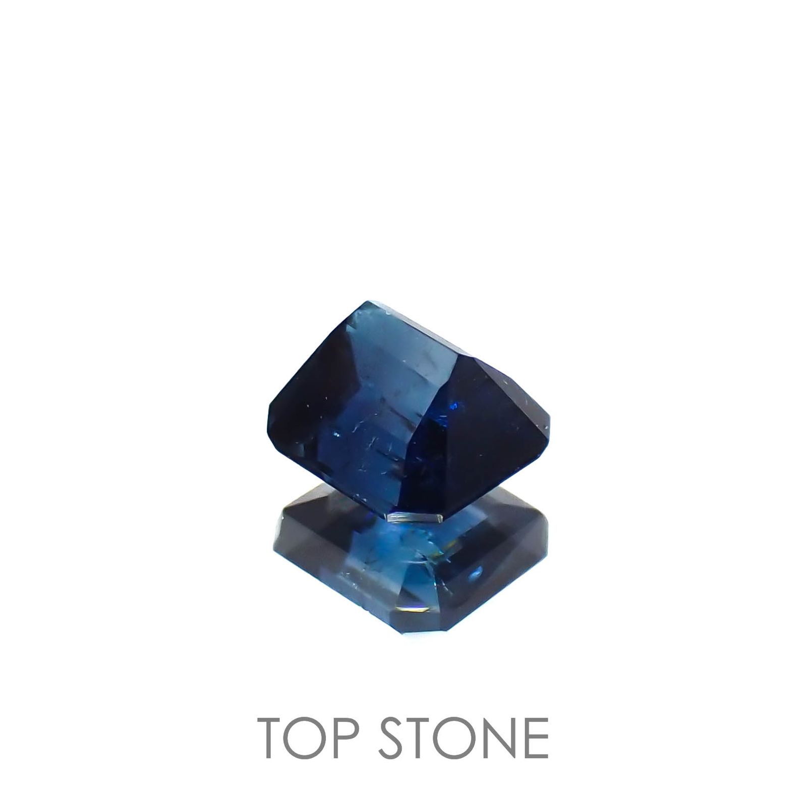 インディゴライト(宝石名トルマリン)アフガニスタン産 0.38ct 識別済[221219662]4.2x3.9mm前後