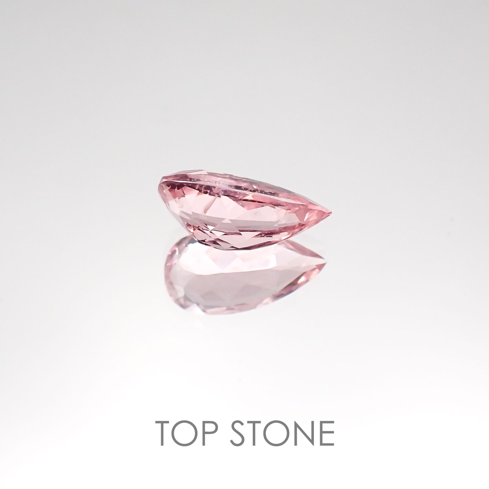 モルガナイト ナイジェリア産 ルース 1.15ct[20127416]10×5.3mm前後