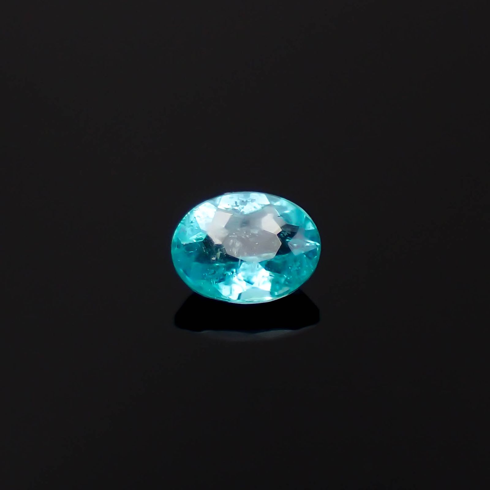 パライバトルマリン ブラジル・パライバ州バターリャ鉱山産 0.098ct[231225251]3.3x2.7mm前後