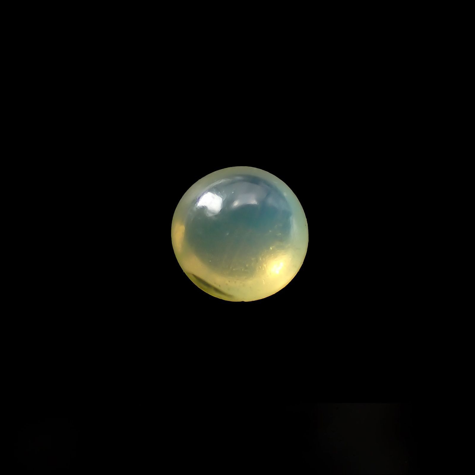 クリソベリルキャッツアイ スリランカ産 0.22ct[221018244]3.4x3.3mm前後