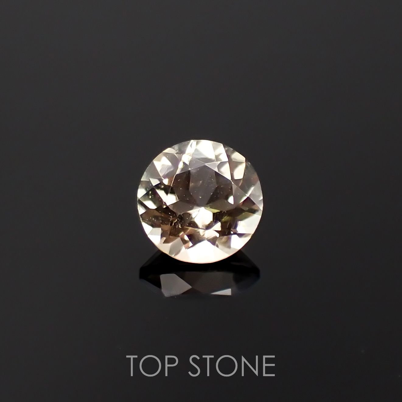 バイカラーオレゴンサンストーン アメリカ・オレゴン州産 0.74ct[230220678]6x6mm前後