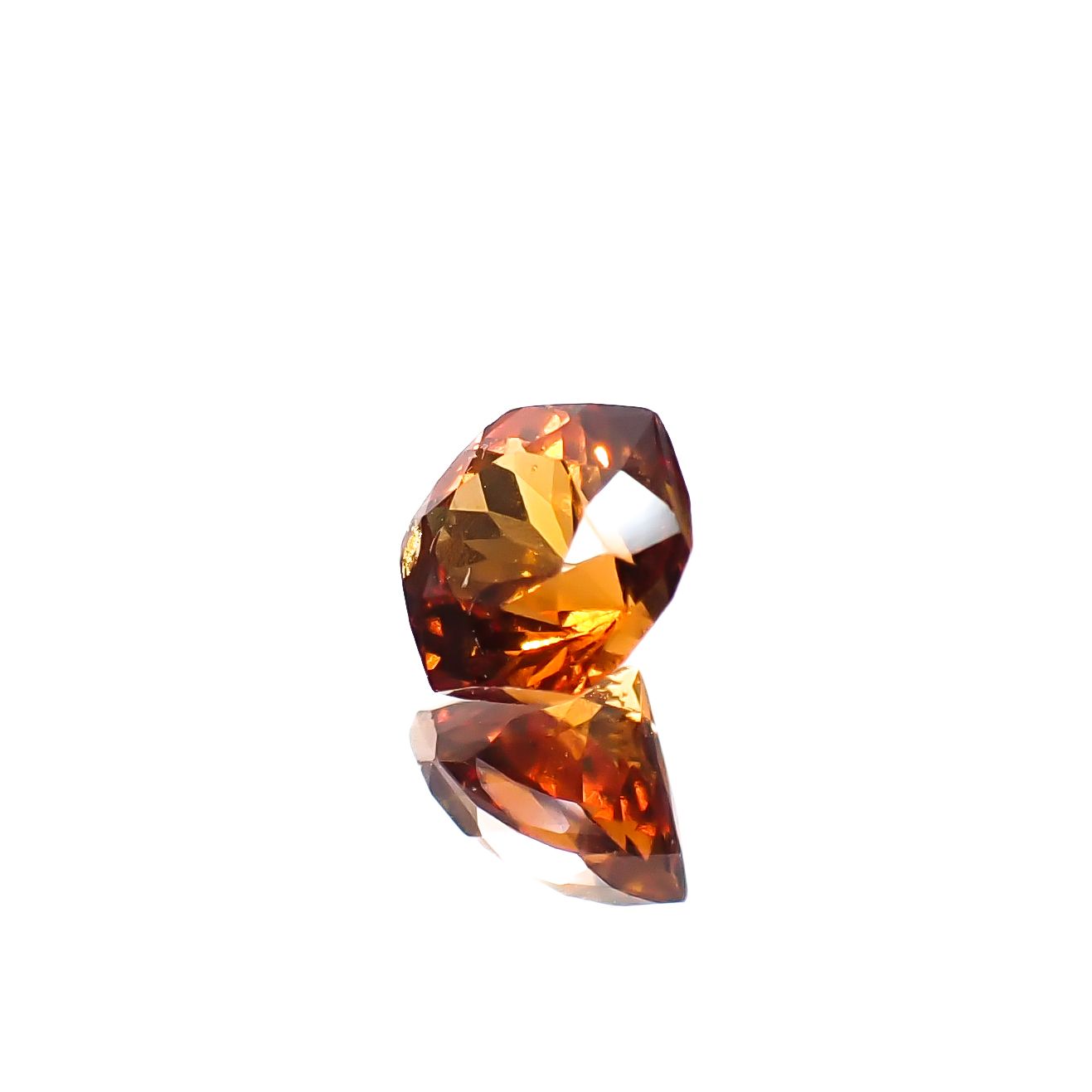 ◇ヘキサゴンカット◇ヘソナイトガーネット(宝石名ヘソナイト・ガーネット)スリランカ産 0.75ct 識別済[241129444]5x5mm前後