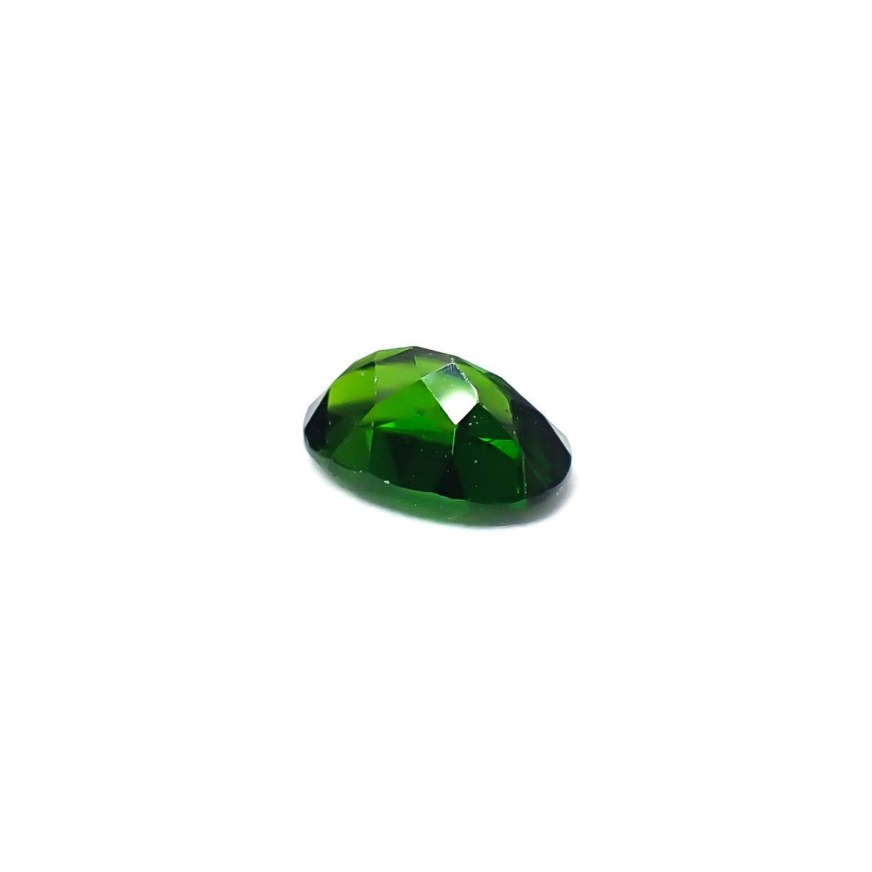 クロムダイオプサイド(宝石名クロム・ダイオプサイド)ロシア産 識別済 0.51ct / 6x4.1mm前後 [260432099]