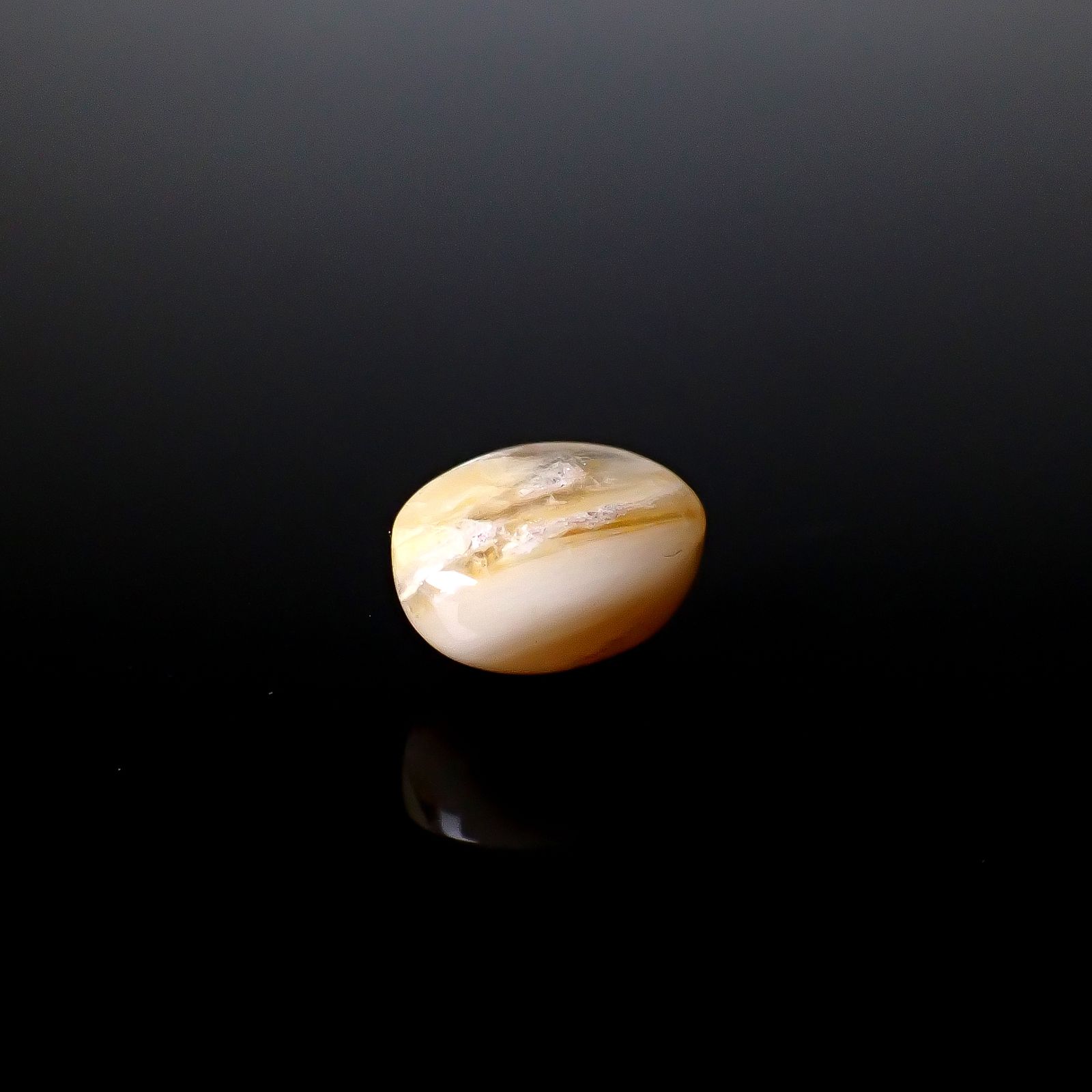 北海道石(北海道オパール) 北海道河東郡鹿追町然別産 3.38ct [250530387]10.7x8.4mm前後