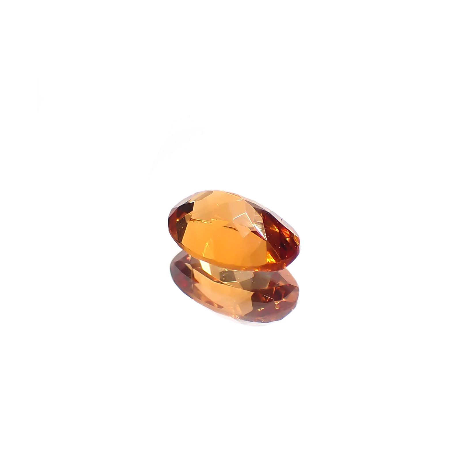 スペサルティンガーネット(宝石名ガーネット)タンザニア産 0.60ct 識別済[220817547]6x4mm前後