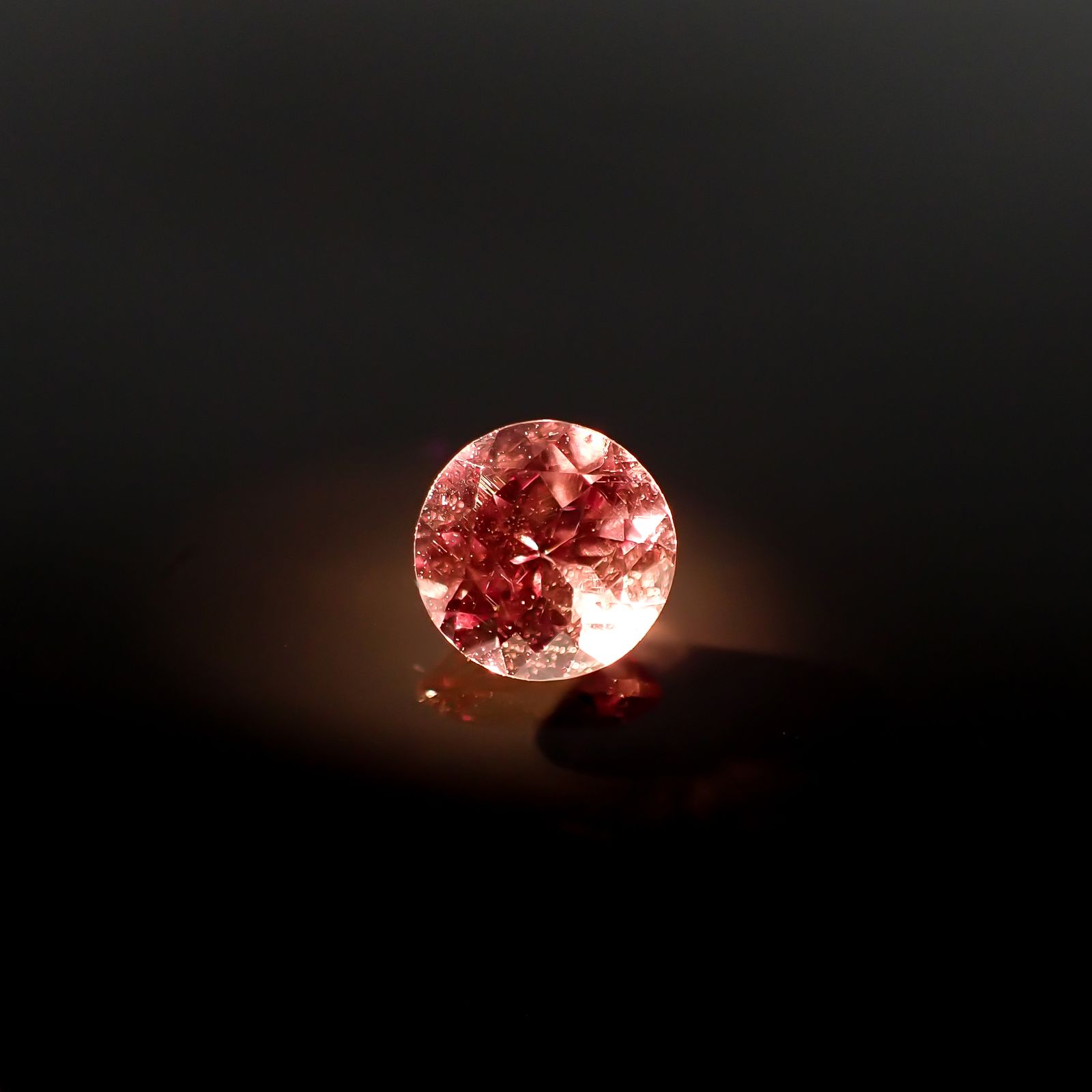ドラゴンガーネット タンザニア産 0.57ct[240326656]5x5mm前後