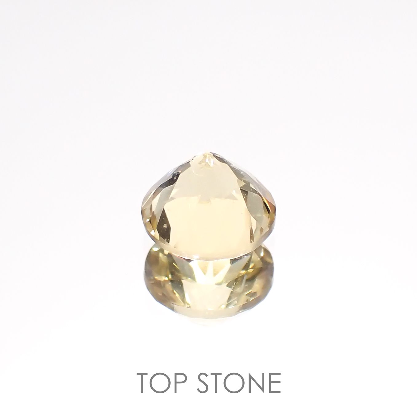 イエローベリル(宝石名イエロー・ベリル)ブラジル産 0.89ct 識別済[220515854]6x6mm前後