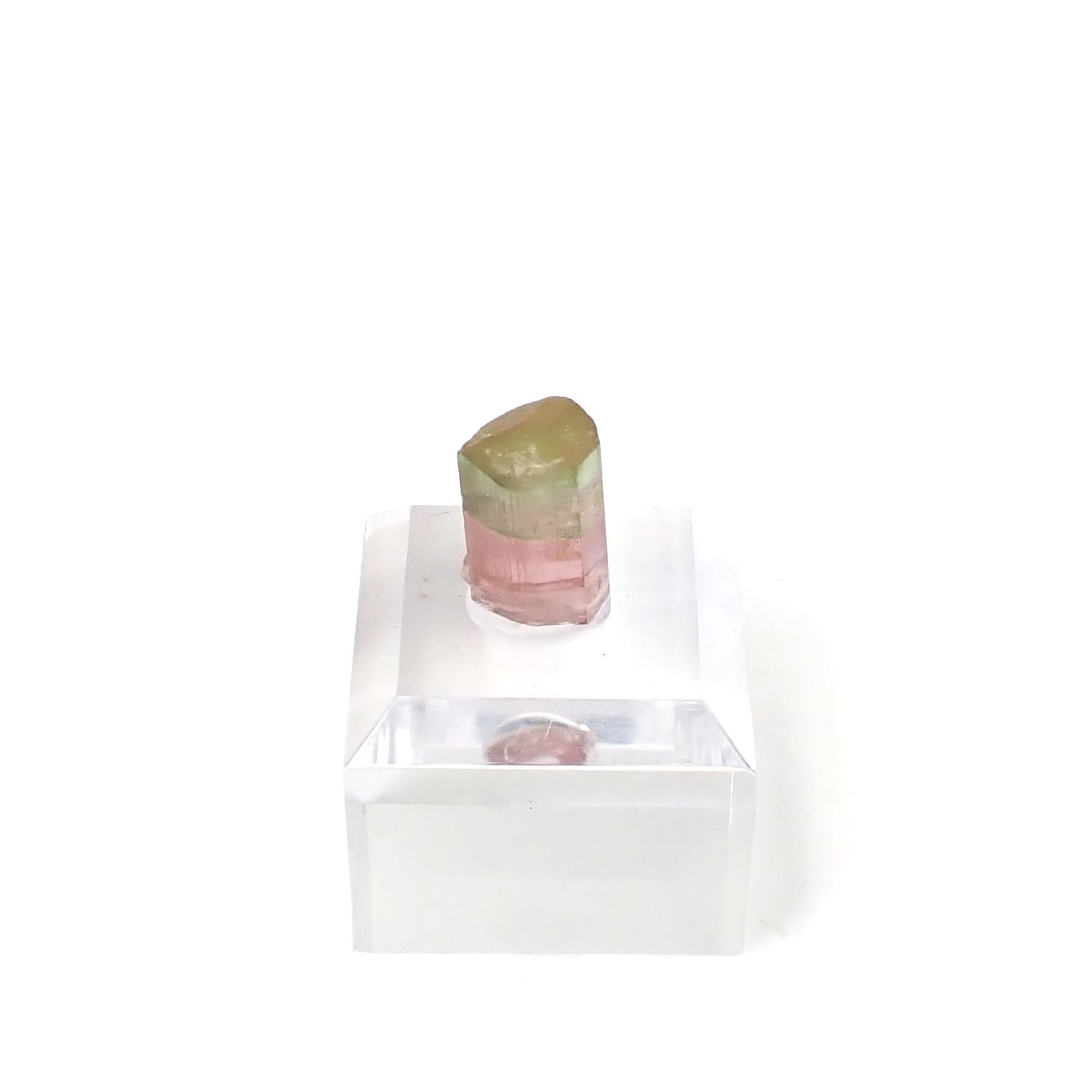 トルマリン柱状結晶原石 アメリカ・カリフォルニア州産 アクリル台座付き 9.72ct(1.94g) / 8.5x8.7x13.3mm前後 [260632361]