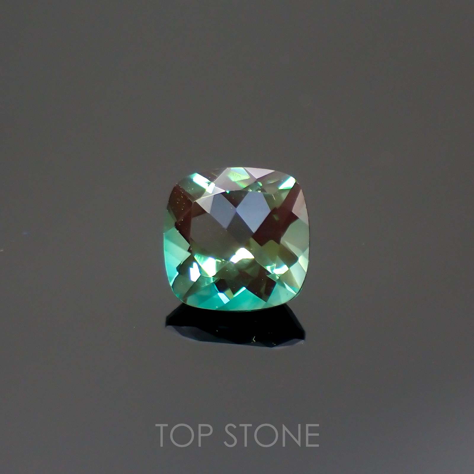 グリーンアンデシン(宝石名グリーン・アンデシン)チベット産 1.29ct 識別済[220115250]7.2x7.2mm前後