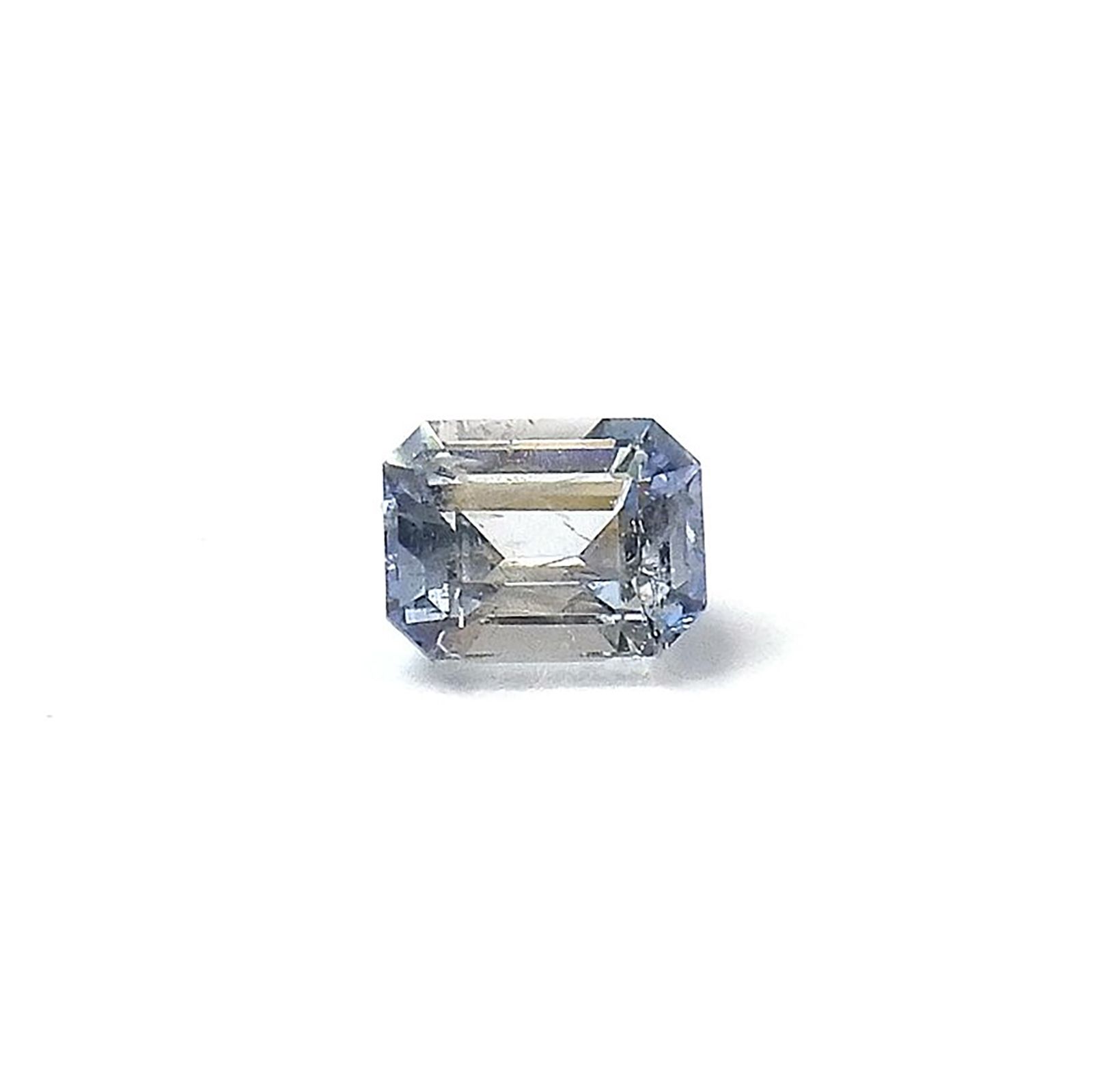 ジェレメジェバイト(宝石名エレメジェバイト)ナミビア産 ソ付(彩珠) 0.250ct / 4x3.1mm前後 [220817283]
