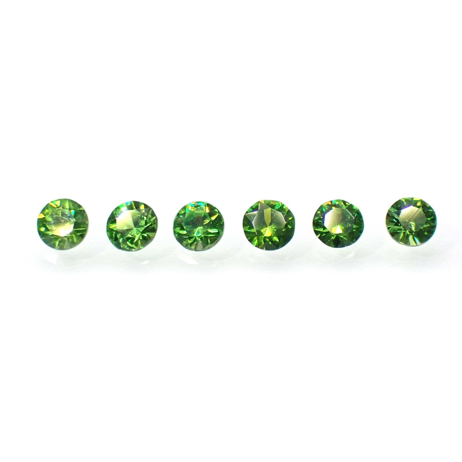 ◆ランダムセレクト-Limited edition-◆<先着30個>デマントイドガーネット ロシア産 約0.020ct[230823280]1.6x1.6mm前後
