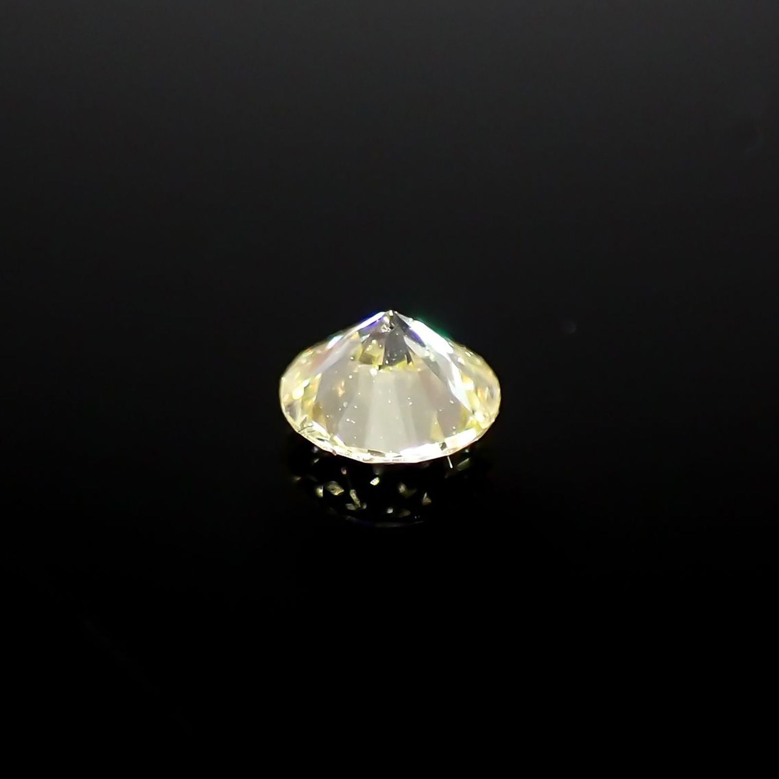 ライトイエローダイヤモンド TTLC |  I  0.098ct / 2.9x2.9mm前後 [260626881]