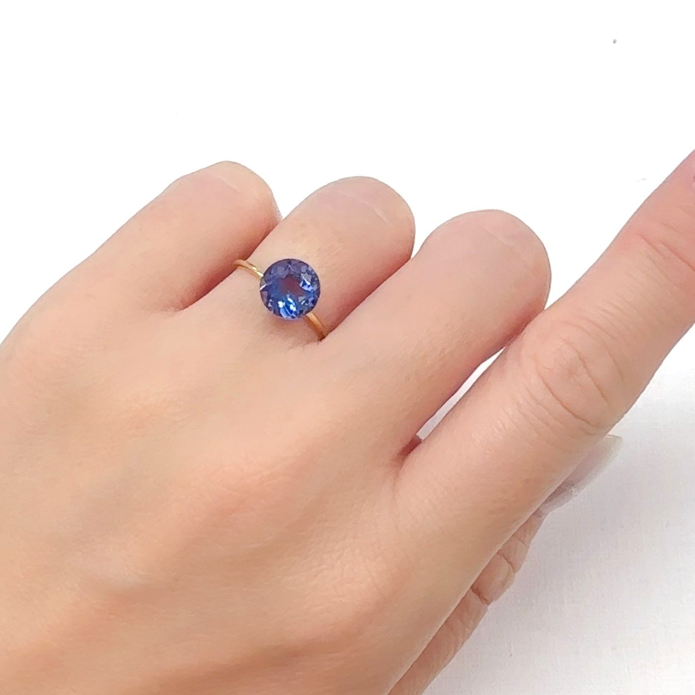 カラーチェンジフローライト ブラジル産 2.36ct[240627990]8.1x8.1mm前後