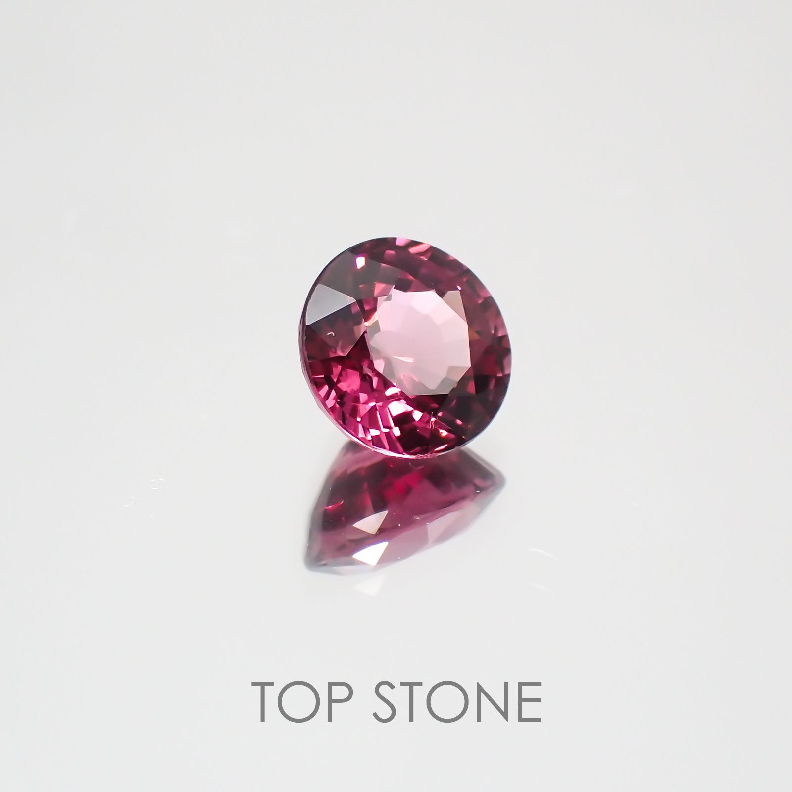 ロードライトガーネット ブラジル産 ルース 1.08ct[21019673]6×6mm前後