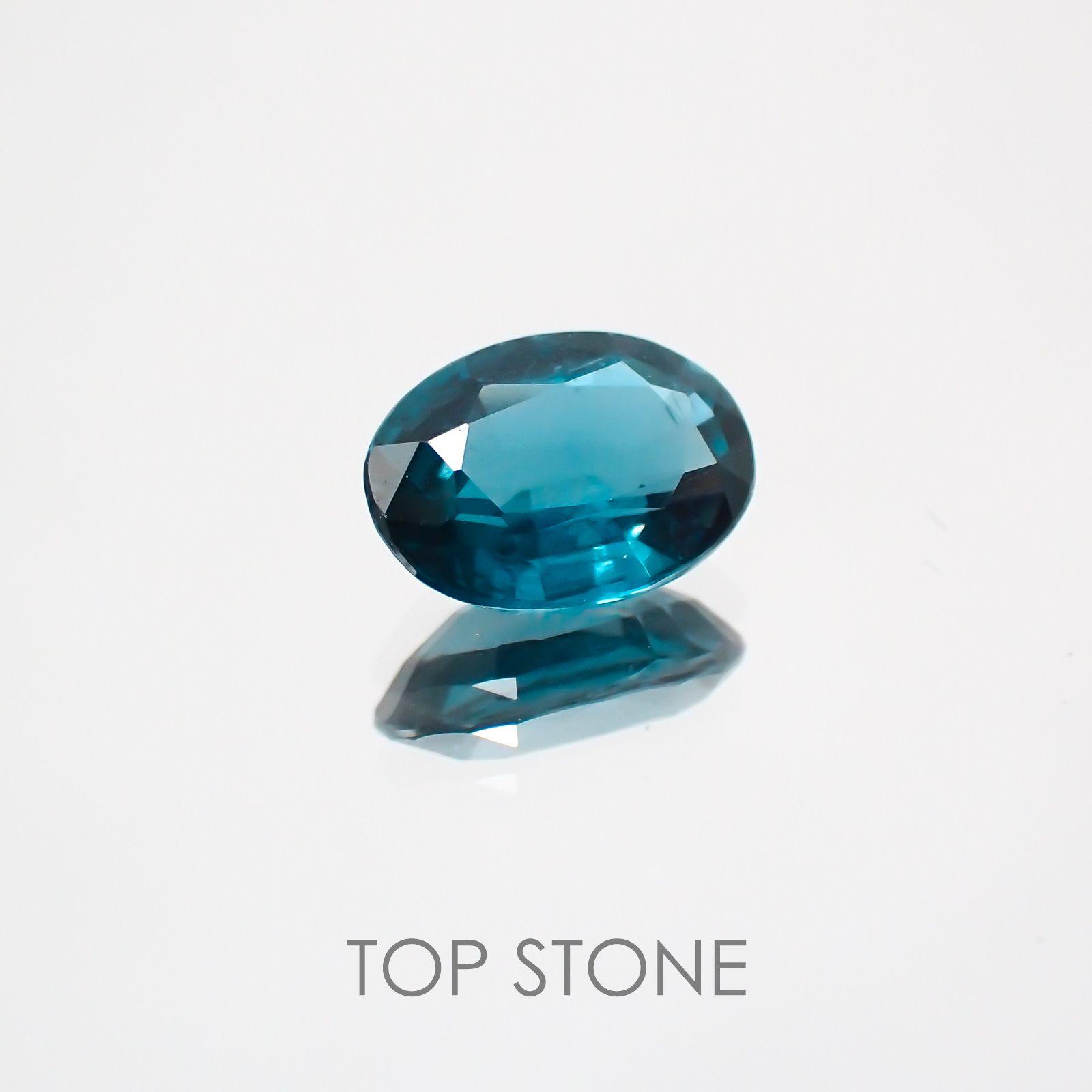 オーシャンブルーカイヤナイト インド産 ルース 0.89ct[210410518]6.8×4.9mm前後