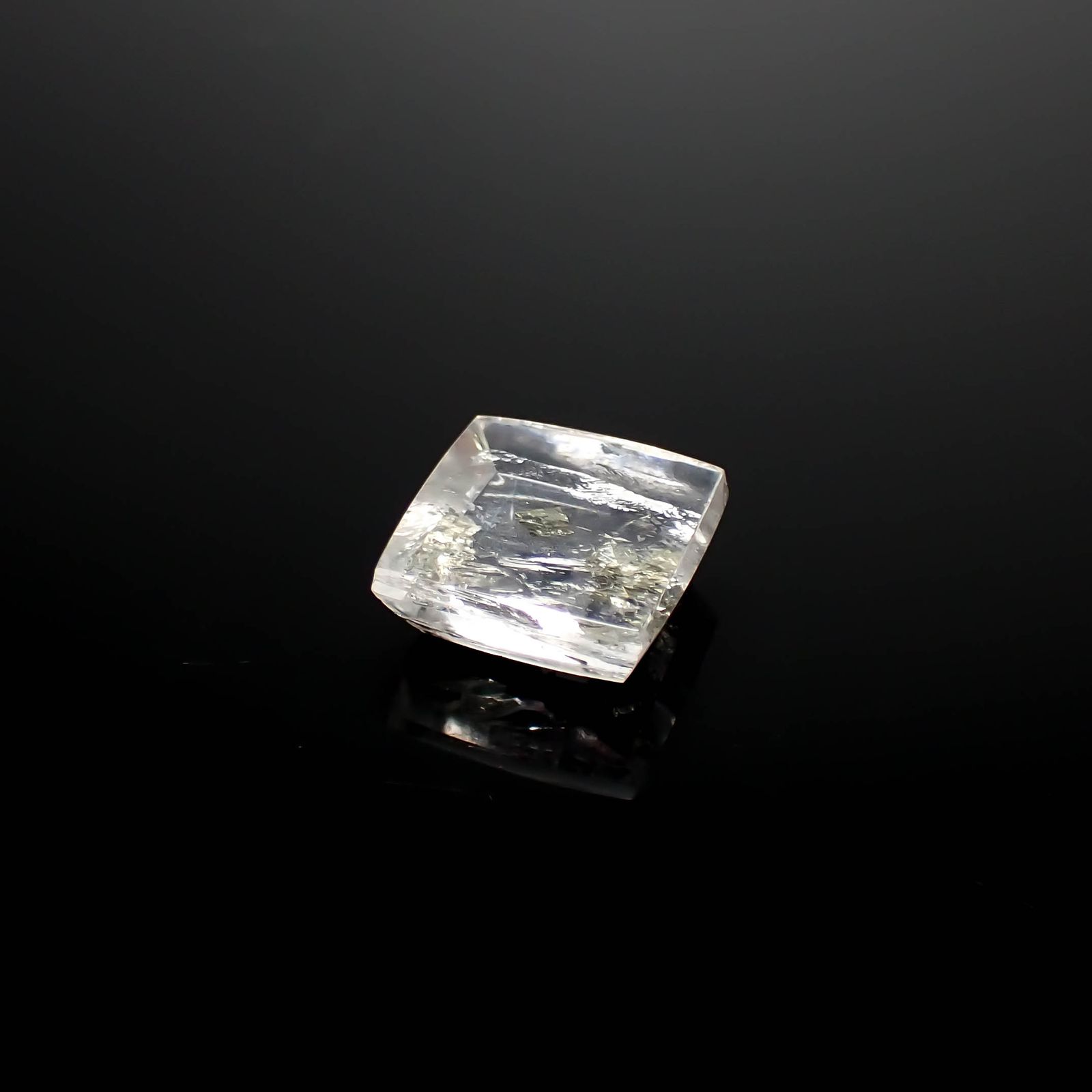 パイライトインクォーツ ブラジル産 11.47ct[240225920]13.9x13.3mm前後