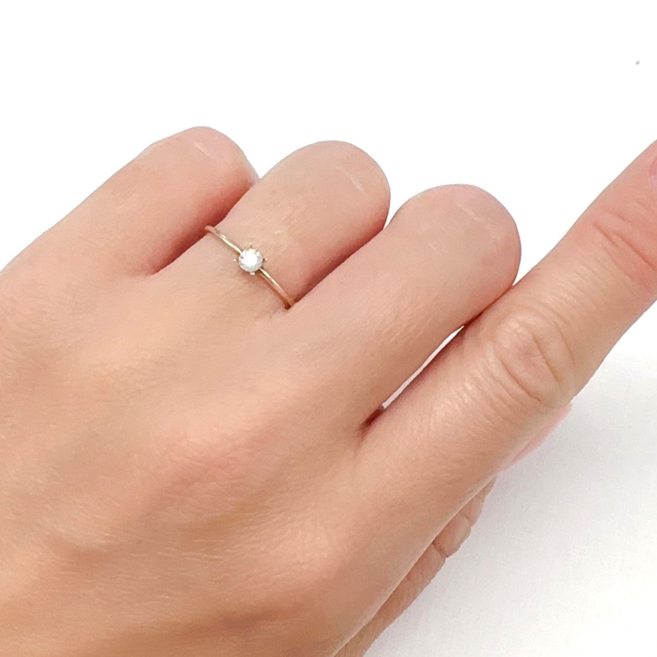 シルキーダイヤモンド 0.11ct[240326619]3x3mm前後