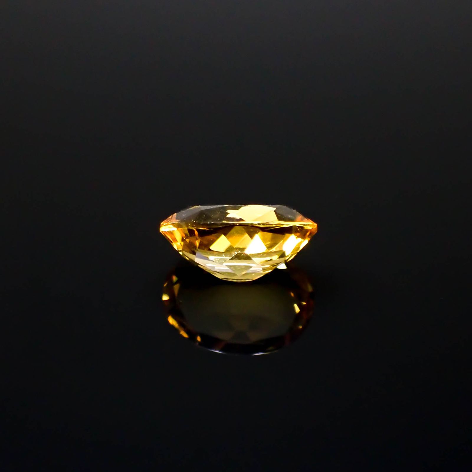 ゴールデンベリル(宝石名ゴールデン・ベリル)ブラジル産 1.09ct 識別済[250330163]8x6.1mm前後
