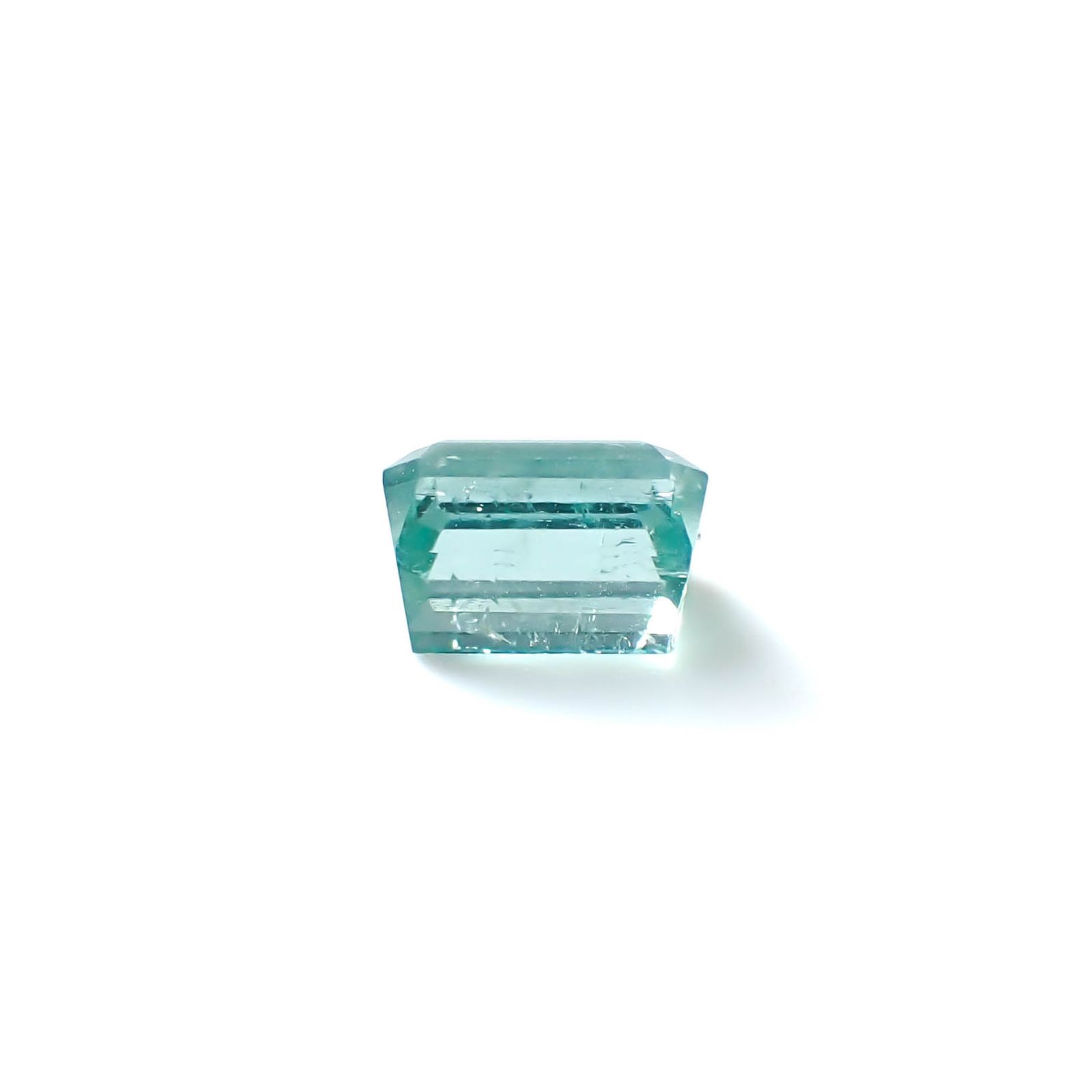 ミントトルマリン アフガニスタン産 0.77ct / 5.5x4.5mm前後 [251031210]