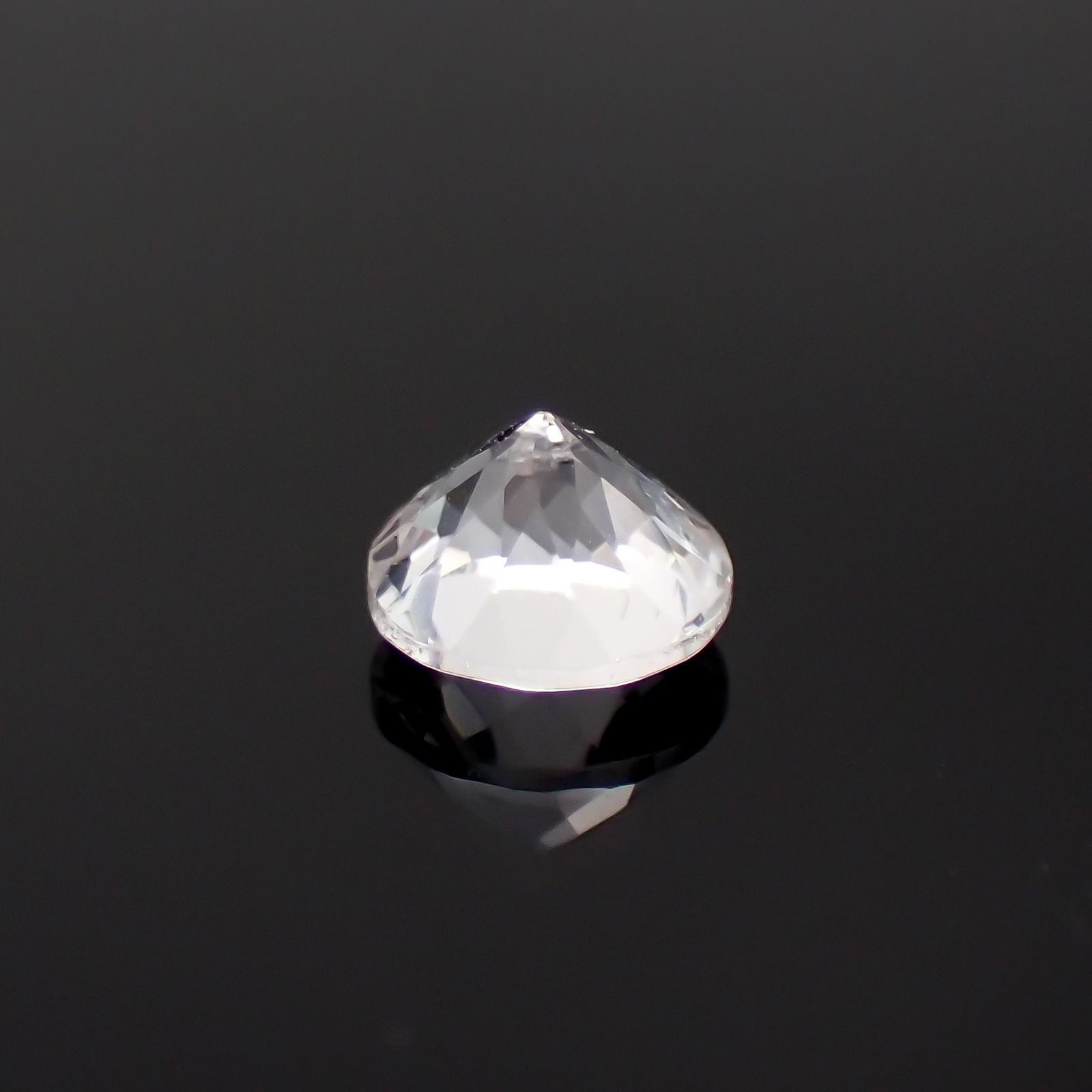 ダンビュライト(宝石名ダンブライト)メキシコ産 0.56ct 識別済[230722600]5.1x5.1mm前後