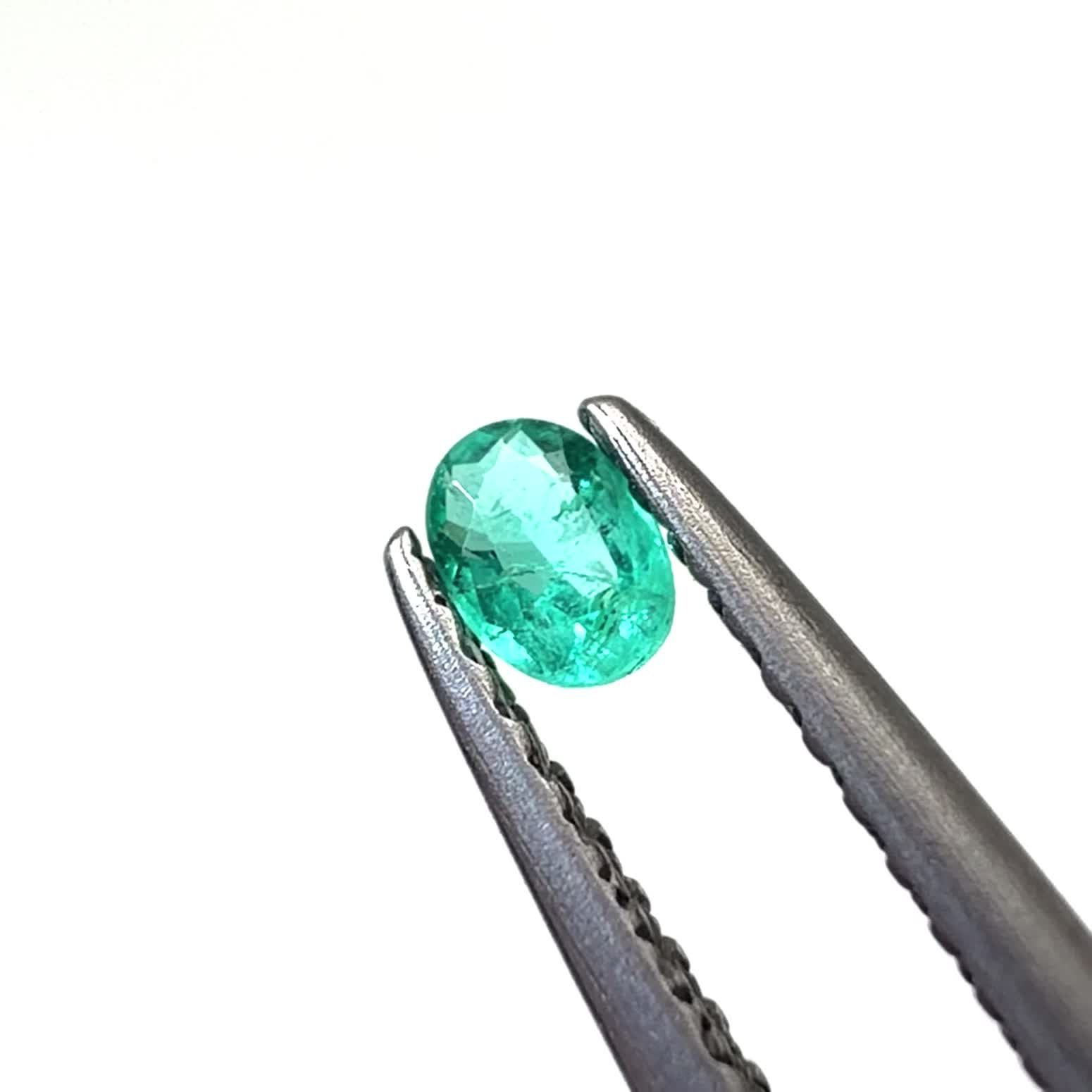パライバトルマリン ブラジル・パライバ州バターリャ鉱山産 0.11ct