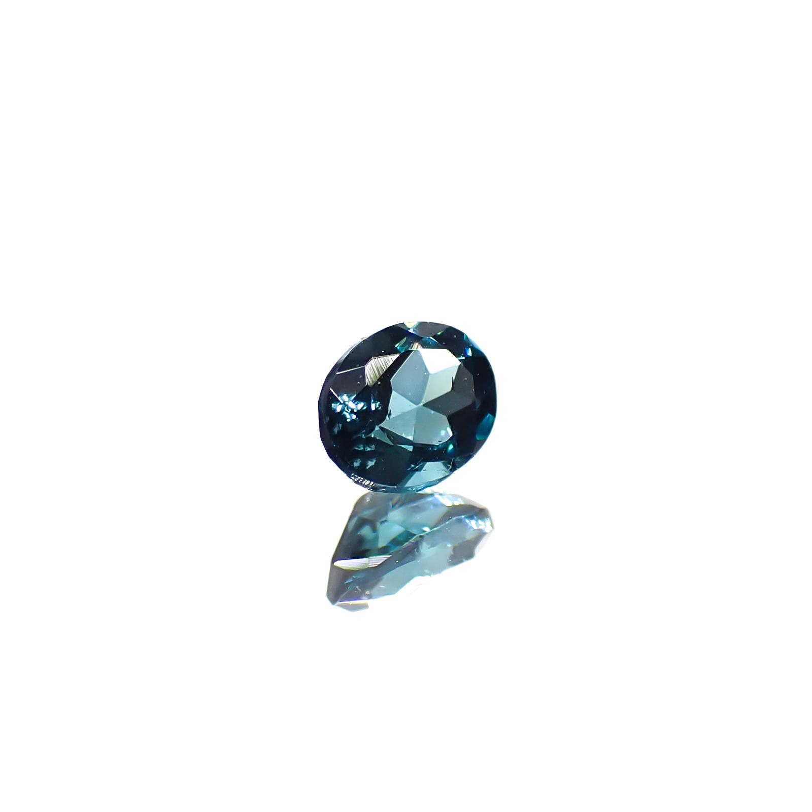 ブルーグリーントルマリン ブラジル産 0.19ct[240628035]3.9x3.1mm前後