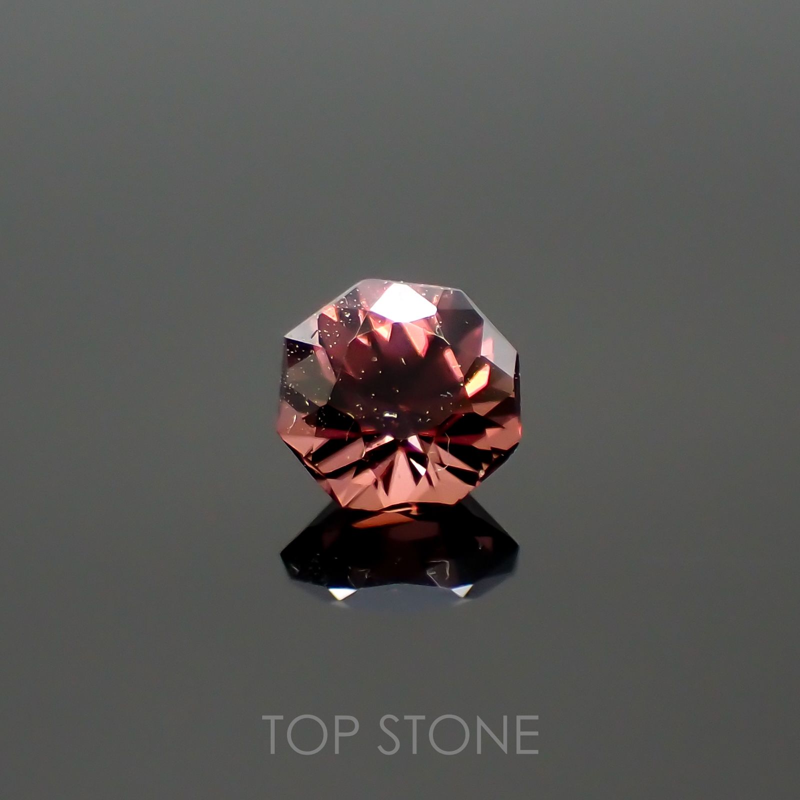 ◇オクタゴンカット◇ピンクジルコン(宝石名ジルコン)スリランカ/カンボジア産 0.36ct 識別済[220114928]3.8x3.8mm前後