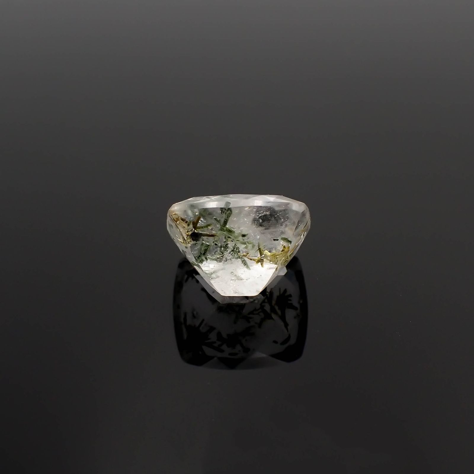 ヘデンベルジャイトインクォーツ インドネシア産 4.51ct [230120047]10.9x9.8mm前後
